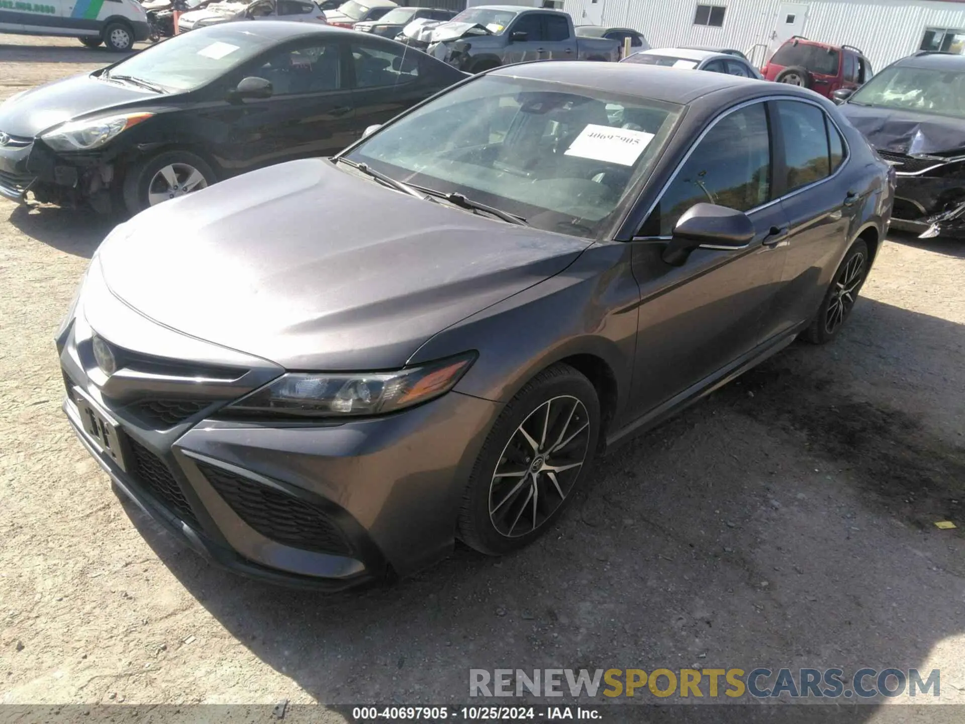 2 fotografías del automóvil dañado 4T1G11AK0NU019158 TOYOTA CAMRY 2022
