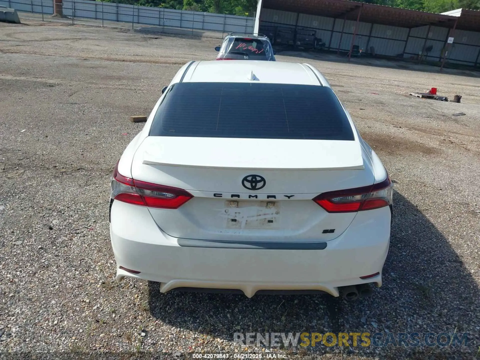 17 fotografías del automóvil dañado 4T1G11AK0NU040494 TOYOTA CAMRY 2022