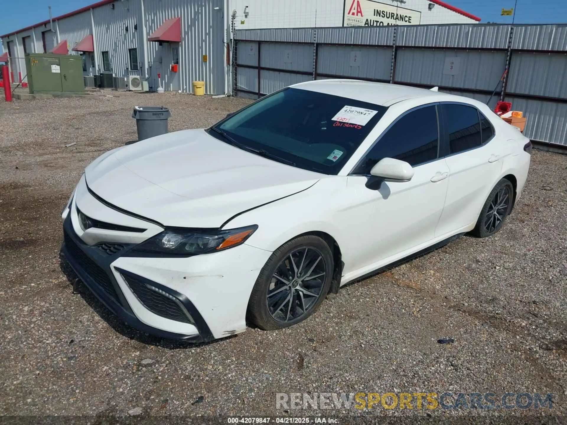 2 fotografías del automóvil dañado 4T1G11AK0NU040494 TOYOTA CAMRY 2022