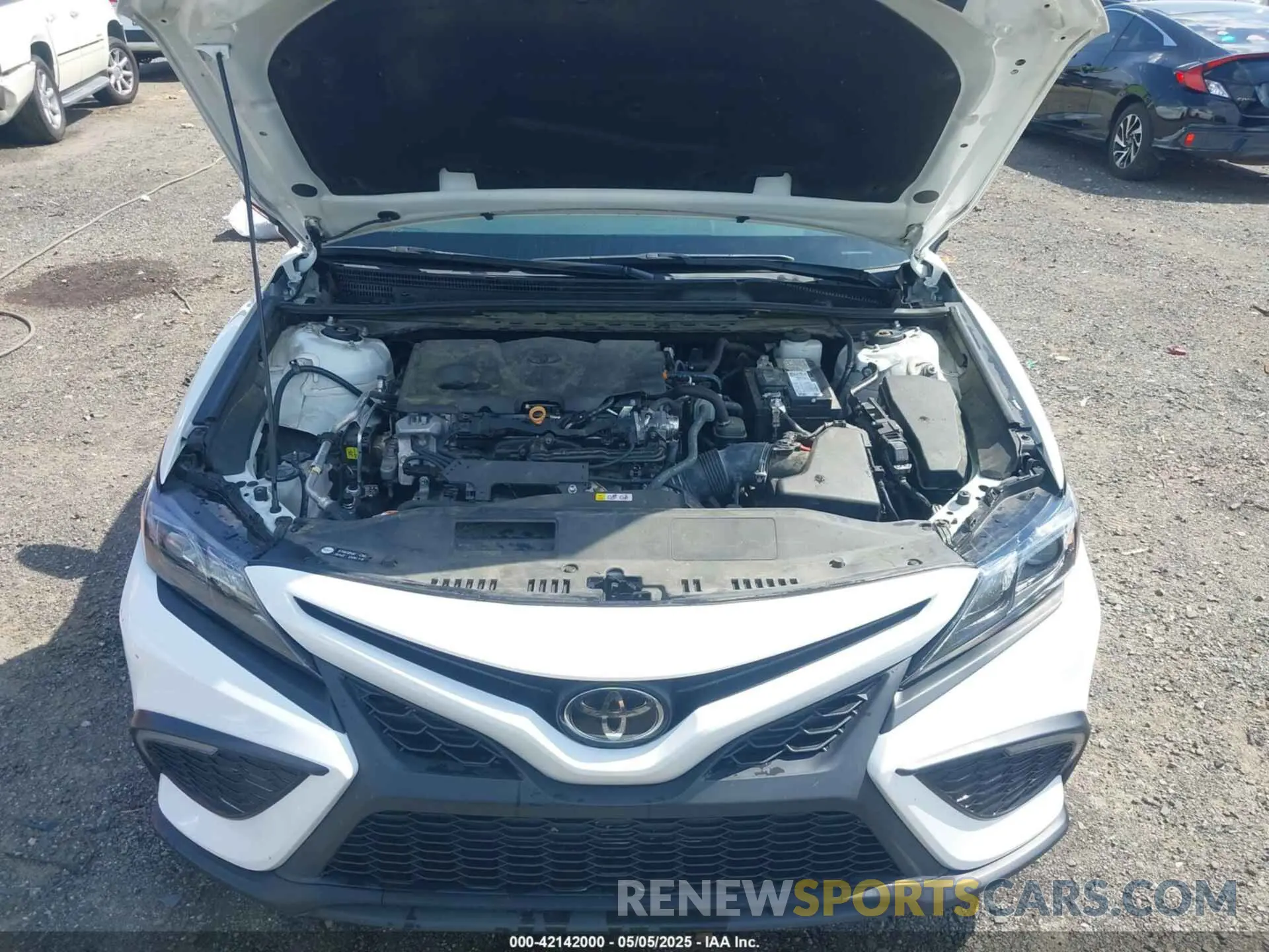 10 fotografías del automóvil dañado 4T1G11AK0NU051768 TOYOTA CAMRY 2022