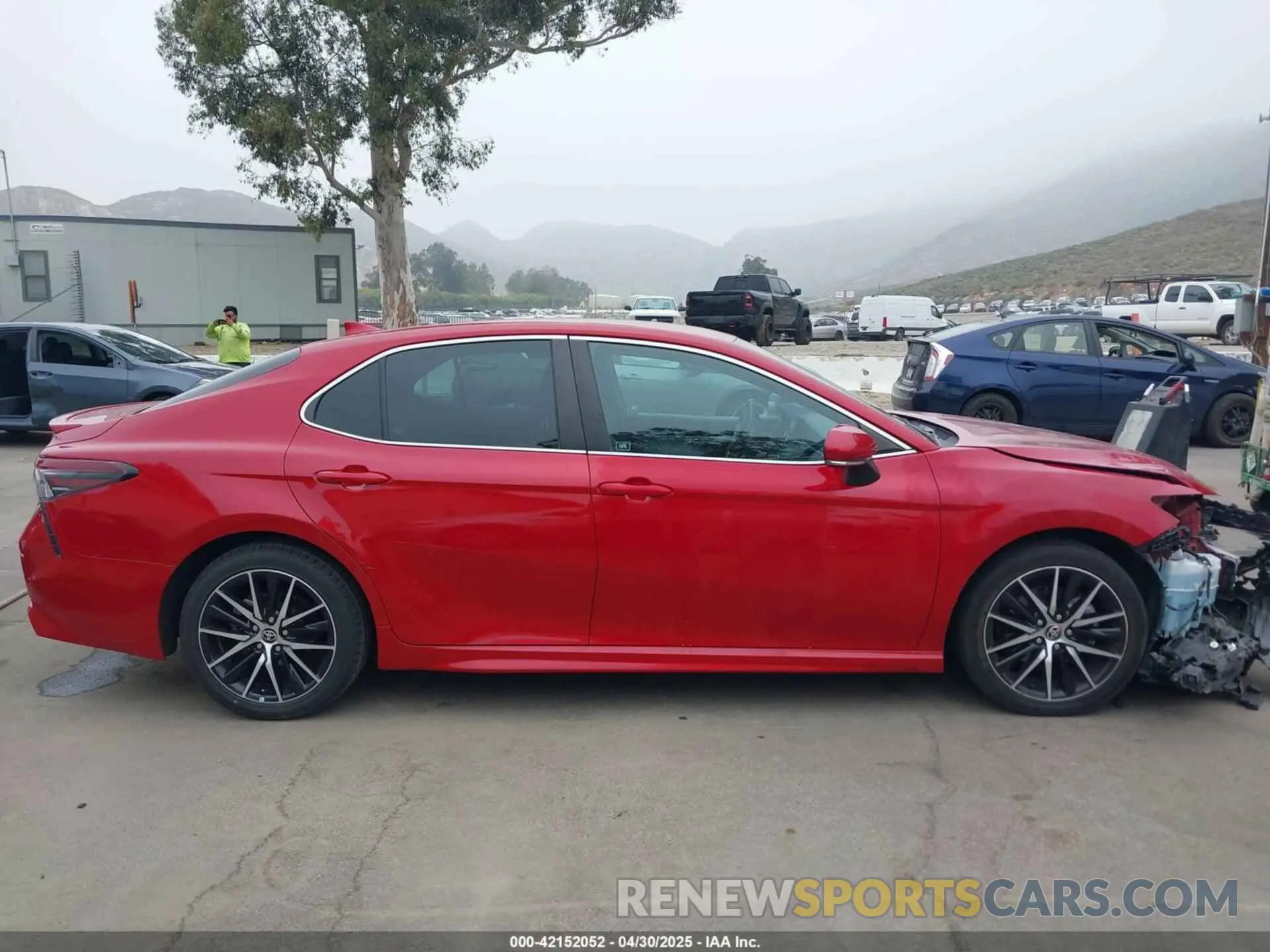 13 fotografías del automóvil dañado 4T1G11AK0NU052841 TOYOTA CAMRY 2022