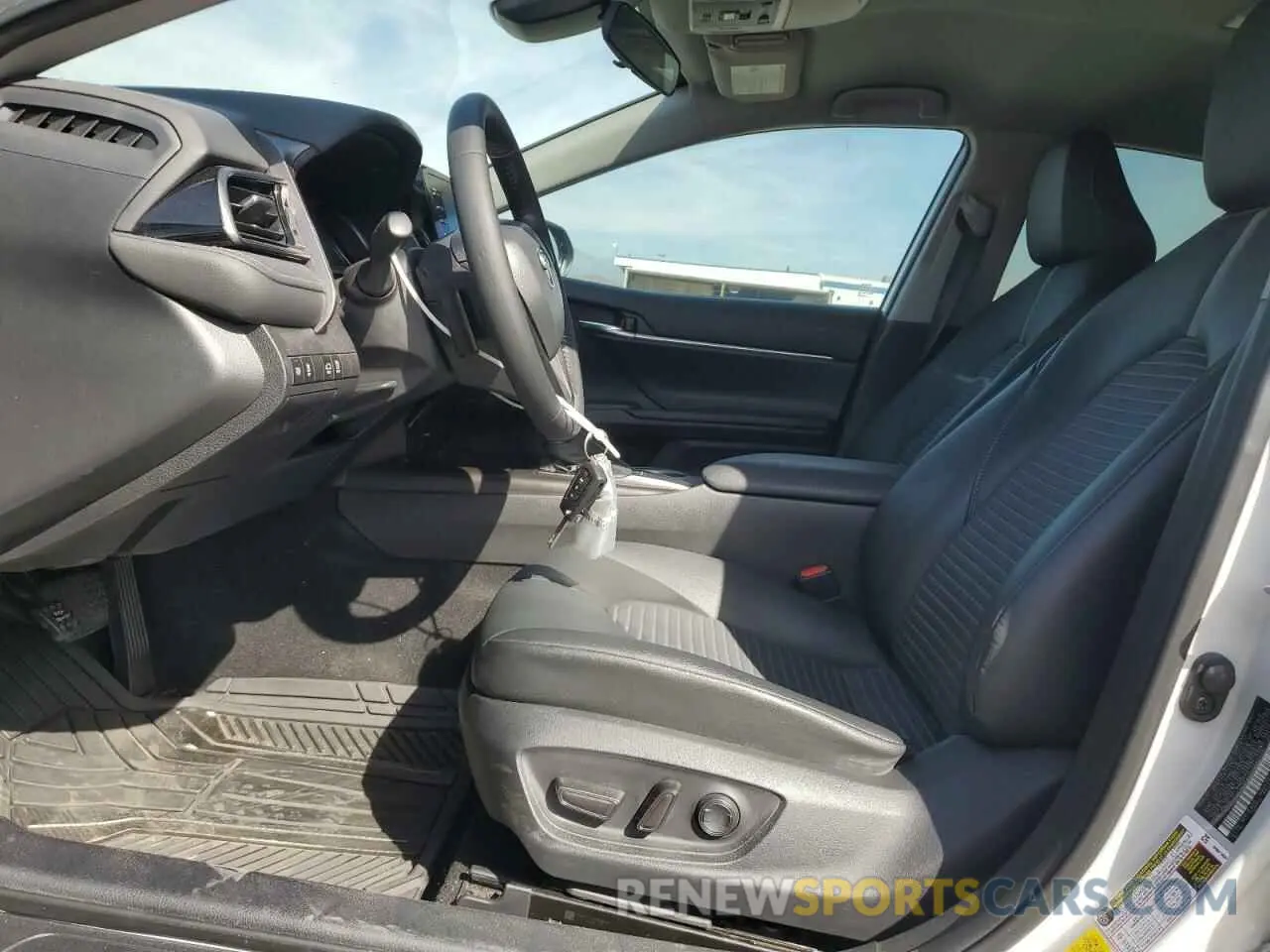 7 fotografías del automóvil dañado 4T1G11AK0NU057120 TOYOTA CAMRY 2022