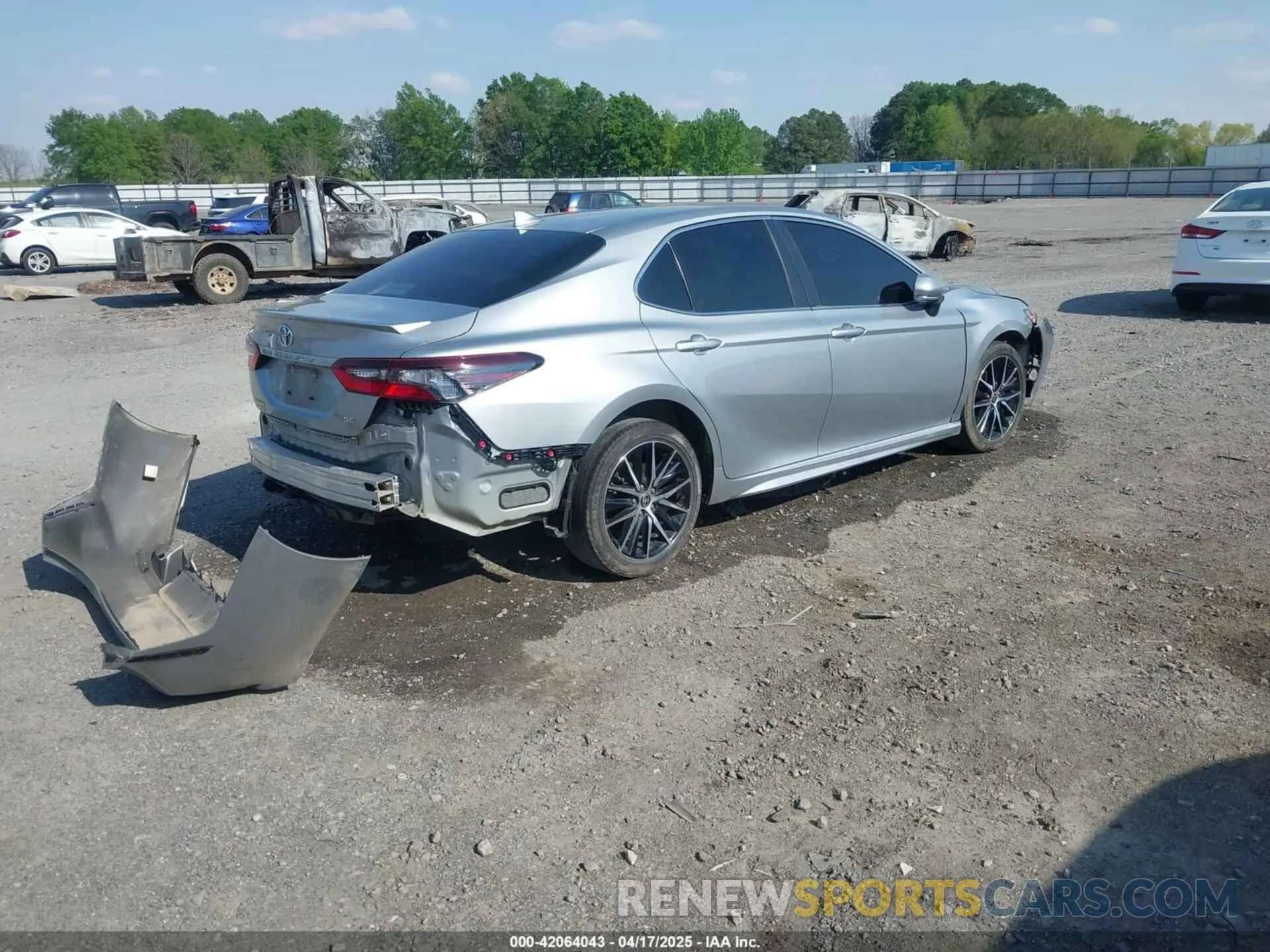 4 fotografías del automóvil dañado 4T1G11AK0NU069140 TOYOTA CAMRY 2022