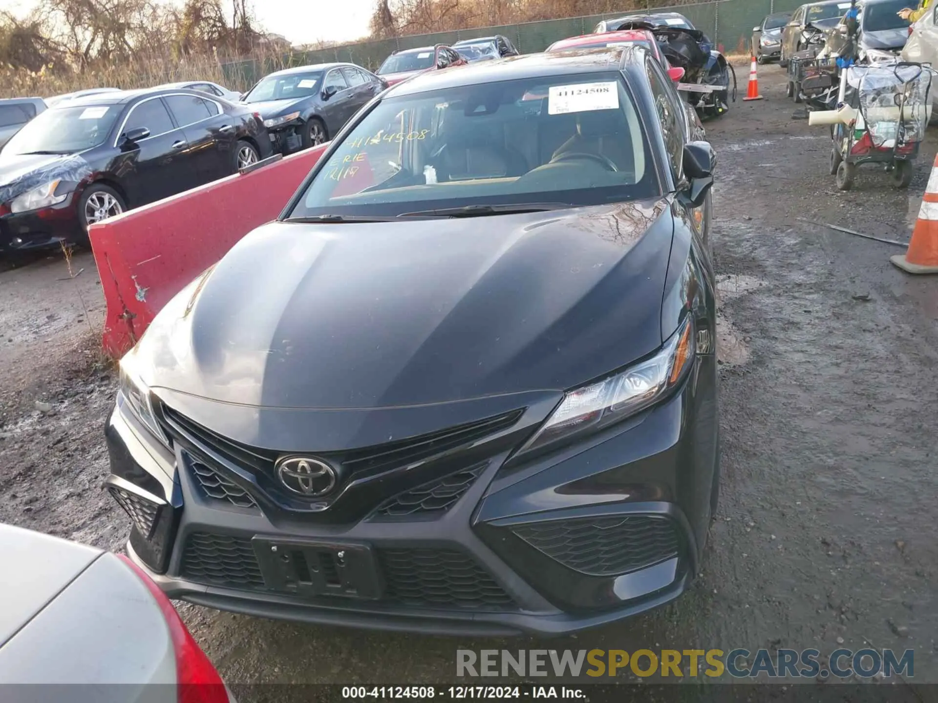 12 fotografías del automóvil dañado 4T1G11AK0NU634938 TOYOTA CAMRY 2022