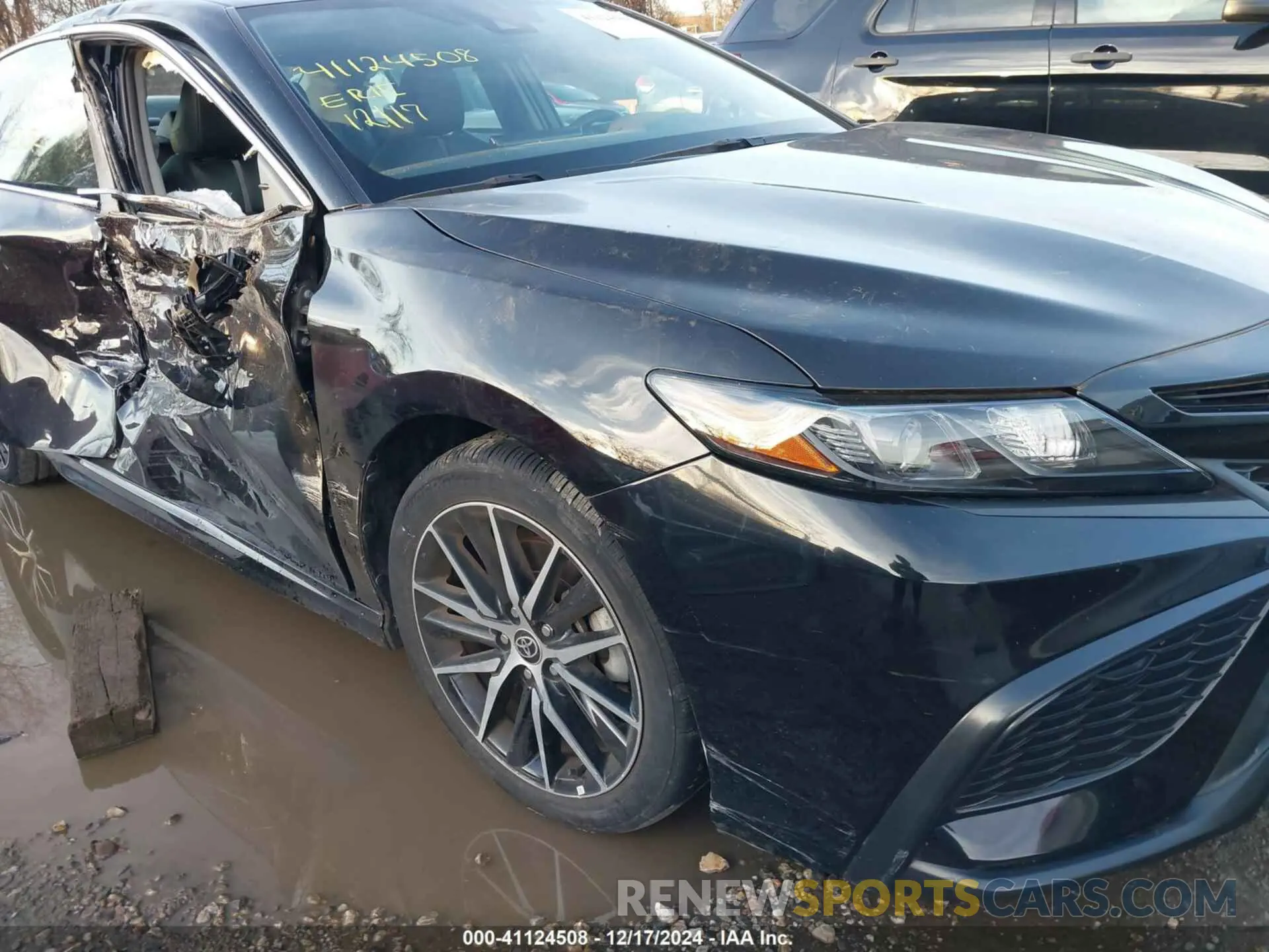 19 fotografías del automóvil dañado 4T1G11AK0NU634938 TOYOTA CAMRY 2022