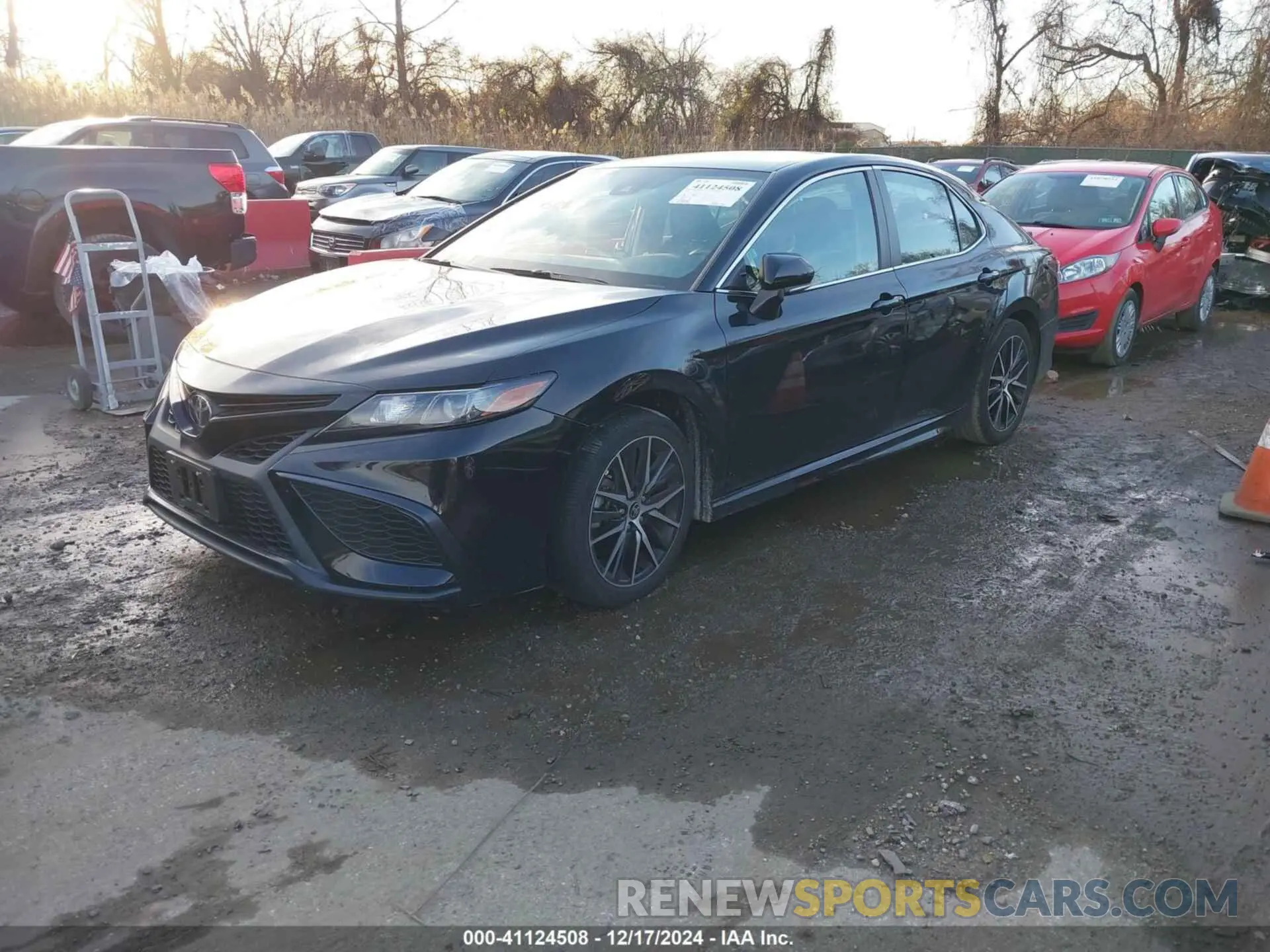 2 fotografías del automóvil dañado 4T1G11AK0NU634938 TOYOTA CAMRY 2022