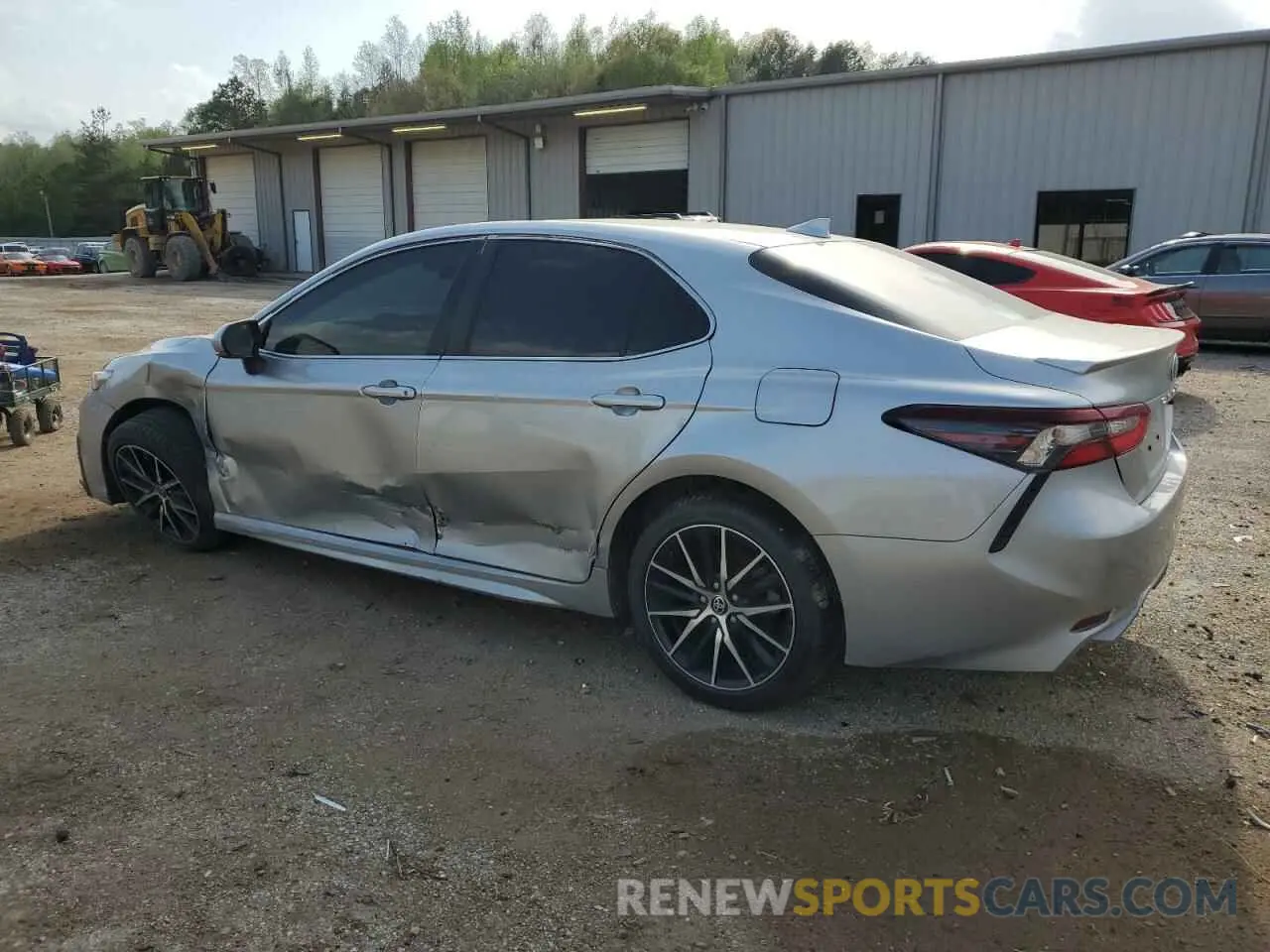 2 fotografías del automóvil dañado 4T1G11AK0NU666336 TOYOTA CAMRY 2022