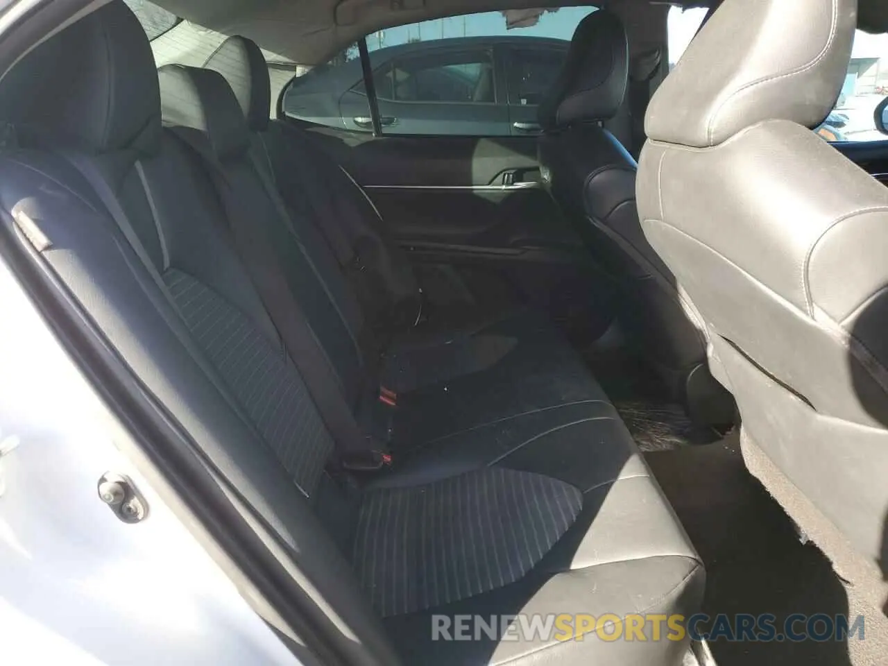 10 fotografías del automóvil dañado 4T1G11AK0NU667423 TOYOTA CAMRY 2022