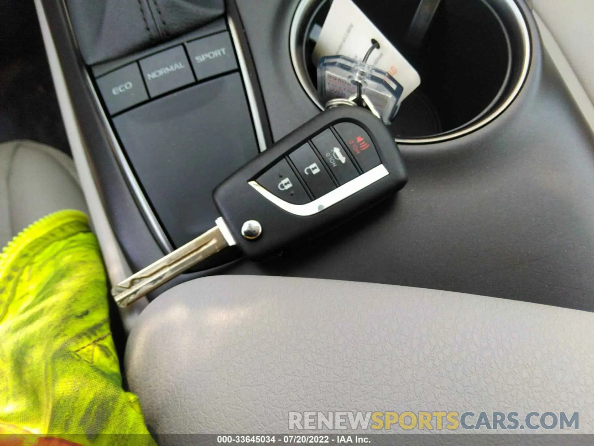 11 fotografías del automóvil dañado 4T1G11AK0NU692614 TOYOTA CAMRY 2022