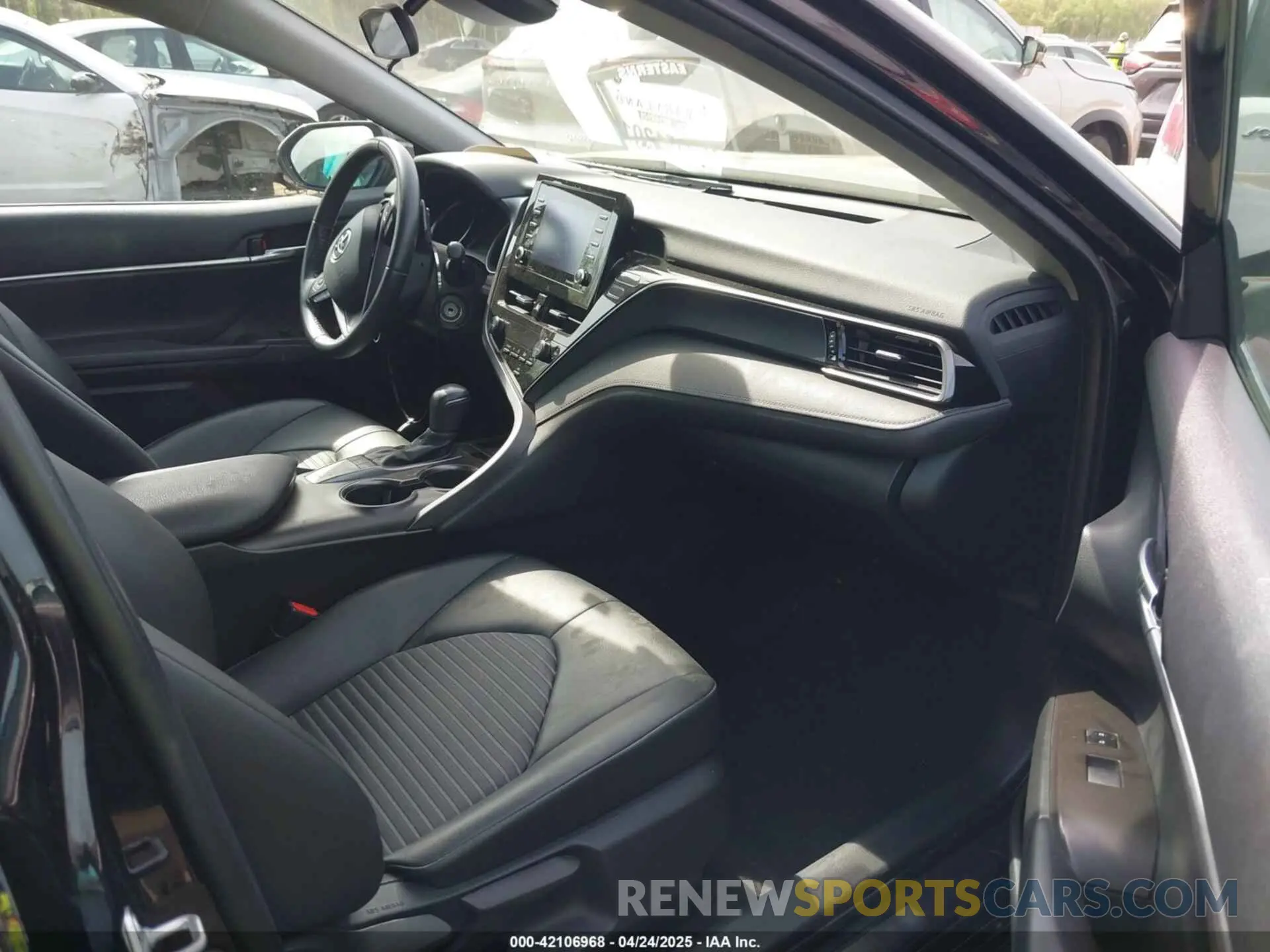 5 fotografías del automóvil dañado 4T1G11AK0NU695559 TOYOTA CAMRY 2022