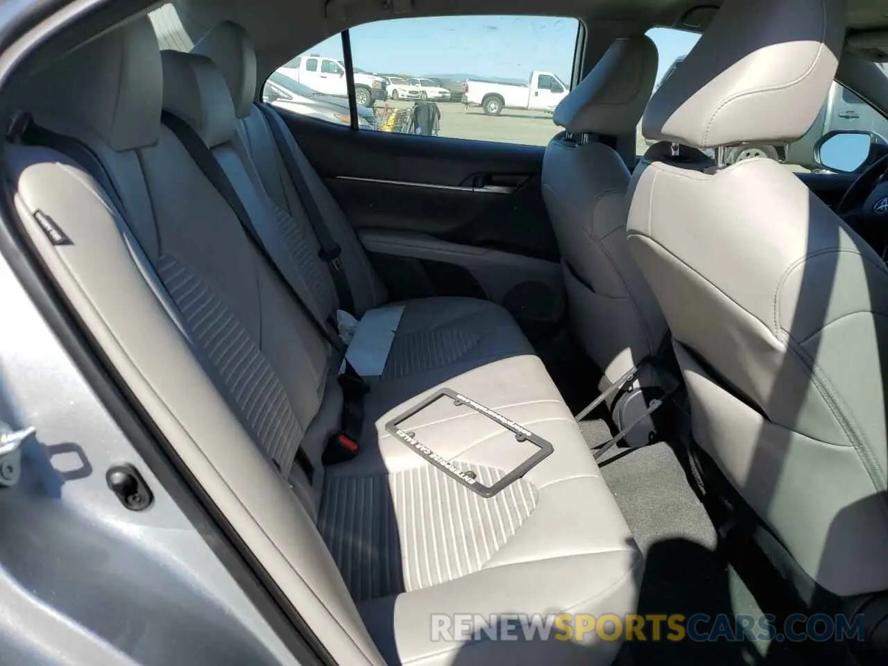 10 fotografías del automóvil dañado 4T1G11AK0NU701781 TOYOTA CAMRY 2022