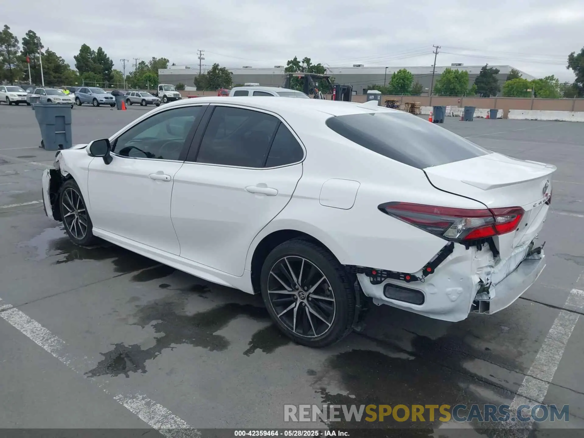 3 fotografías del automóvil dañado 4T1G11AK0NU715065 TOYOTA CAMRY 2022