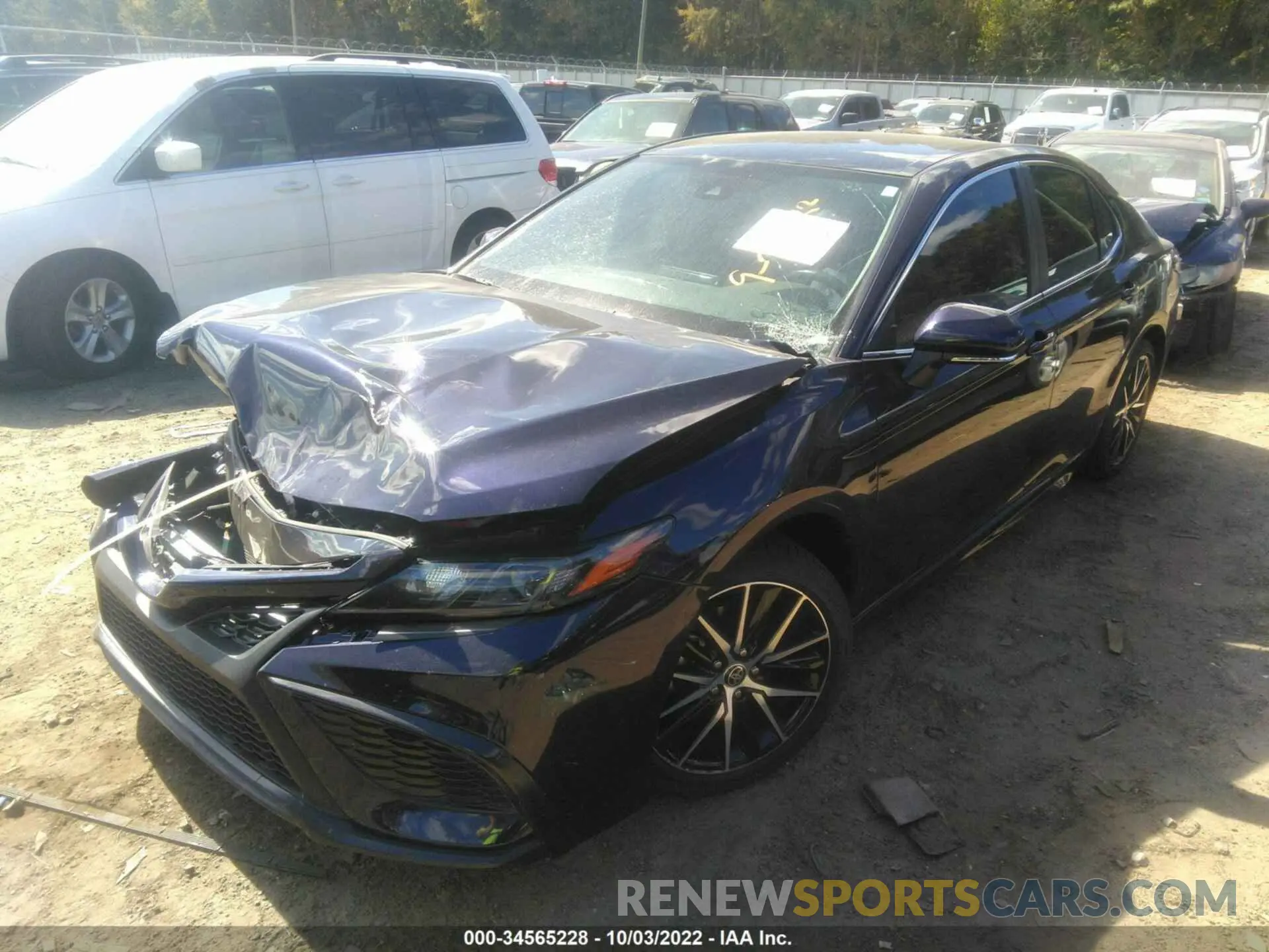 2 fotografías del automóvil dañado 4T1G11AK1NU018553 TOYOTA CAMRY 2022