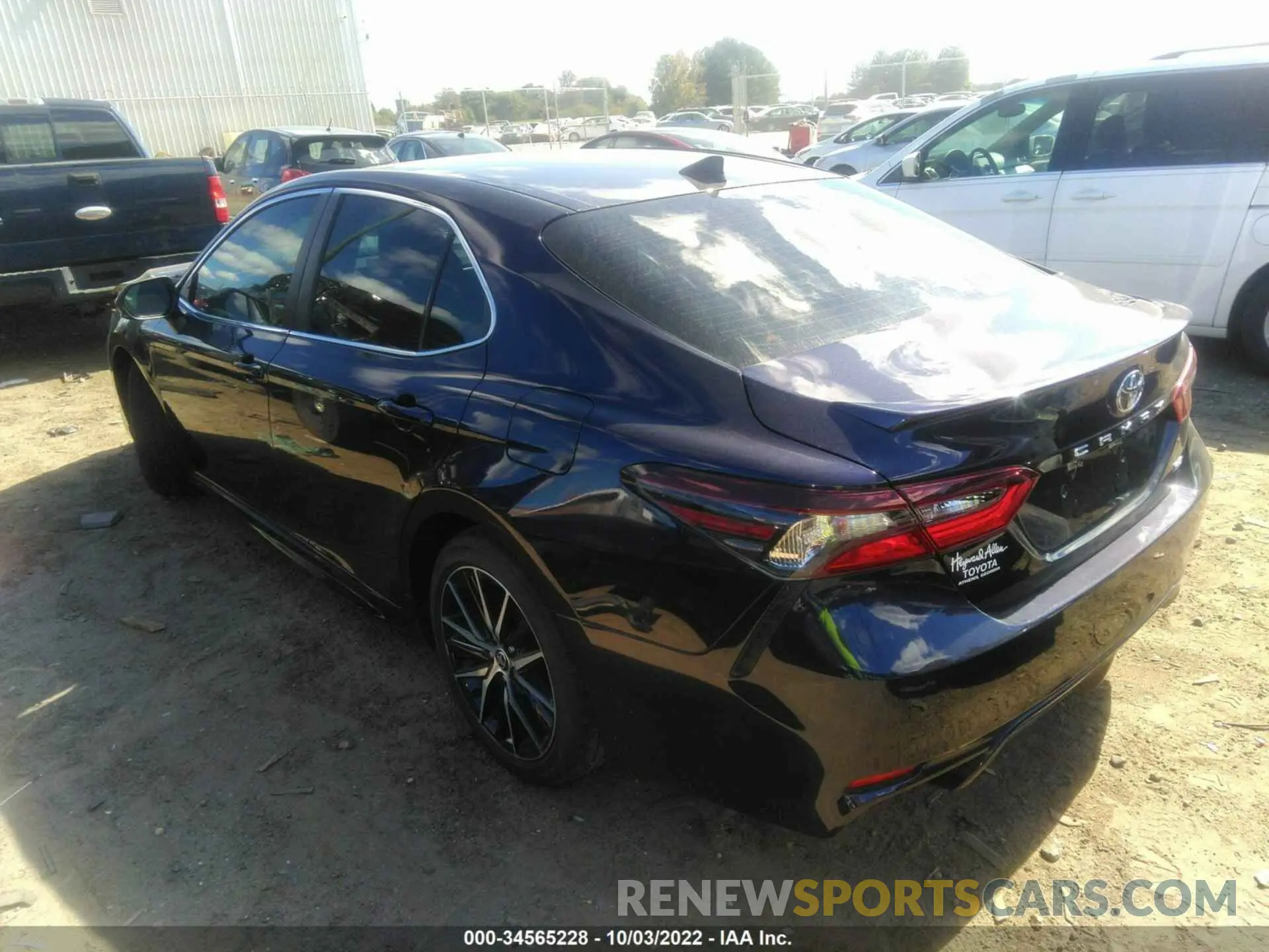 3 fotografías del automóvil dañado 4T1G11AK1NU018553 TOYOTA CAMRY 2022