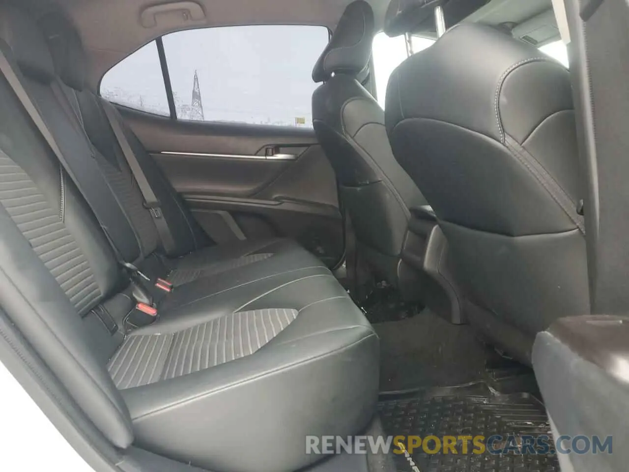 10 fotografías del automóvil dañado 4T1G11AK1NU043565 TOYOTA CAMRY 2022