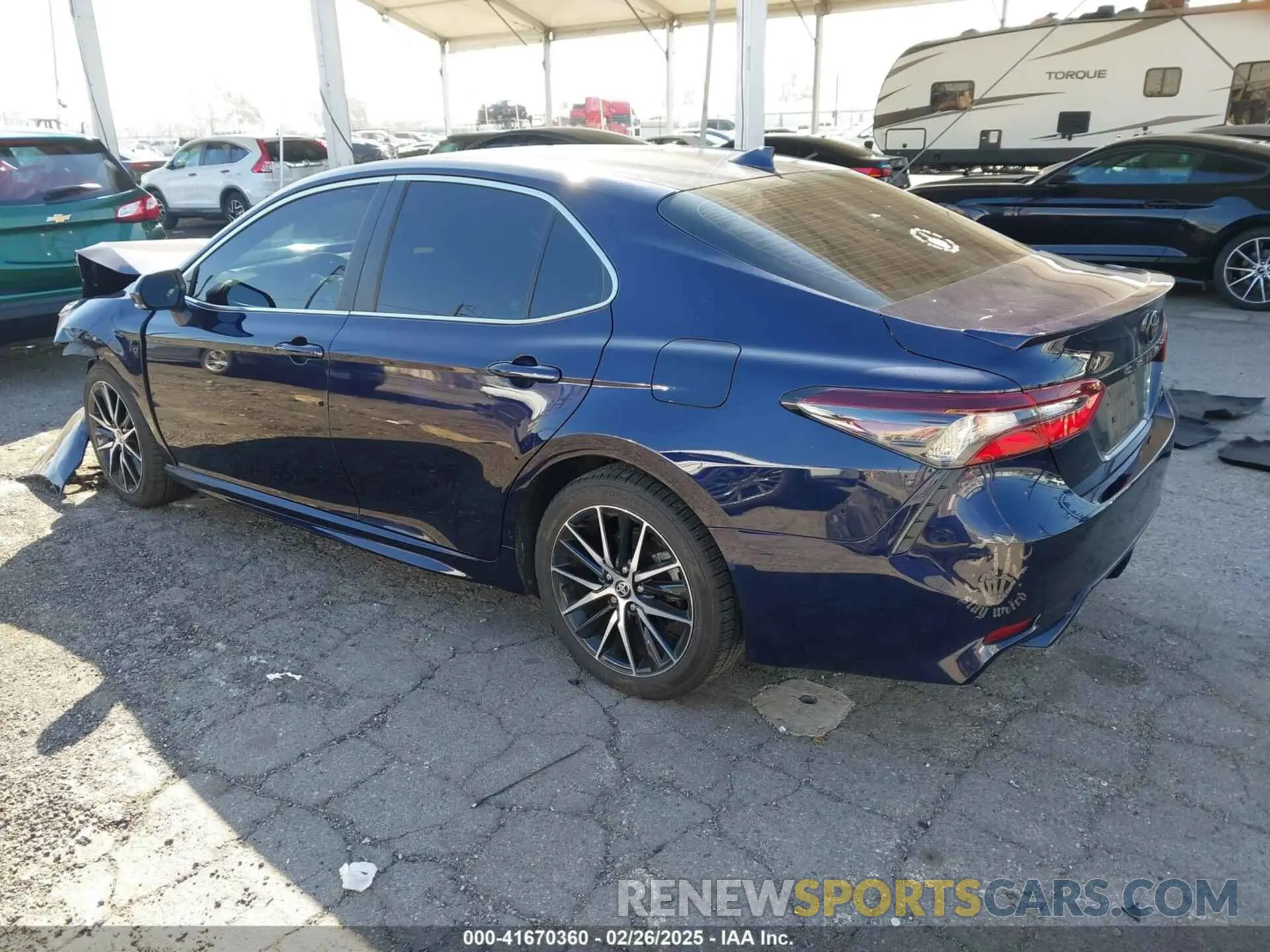 3 fotografías del automóvil dañado 4T1G11AK1NU074198 TOYOTA CAMRY 2022