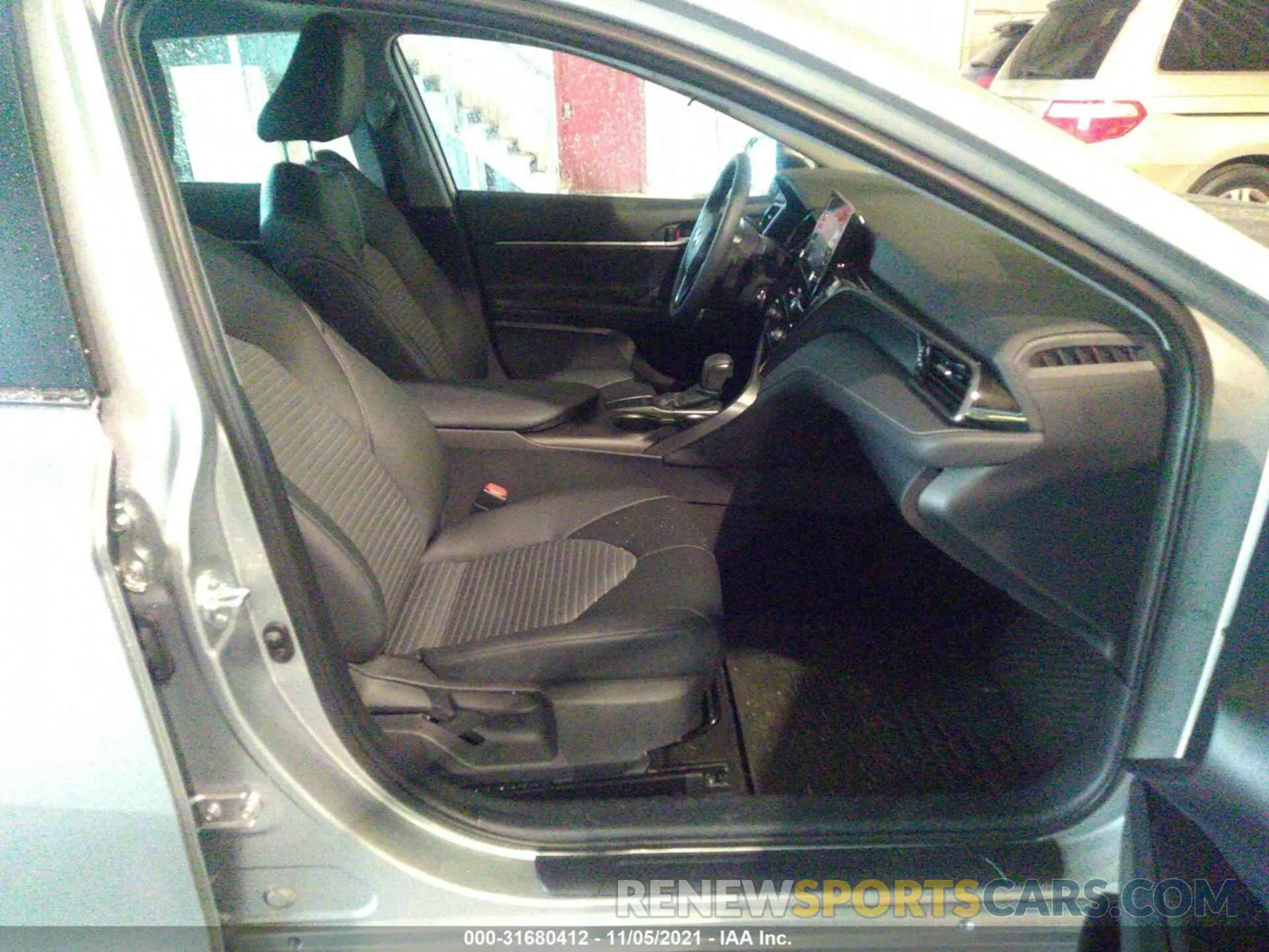 5 fotografías del automóvil dañado 4T1G11AK1NU624810 TOYOTA CAMRY 2022