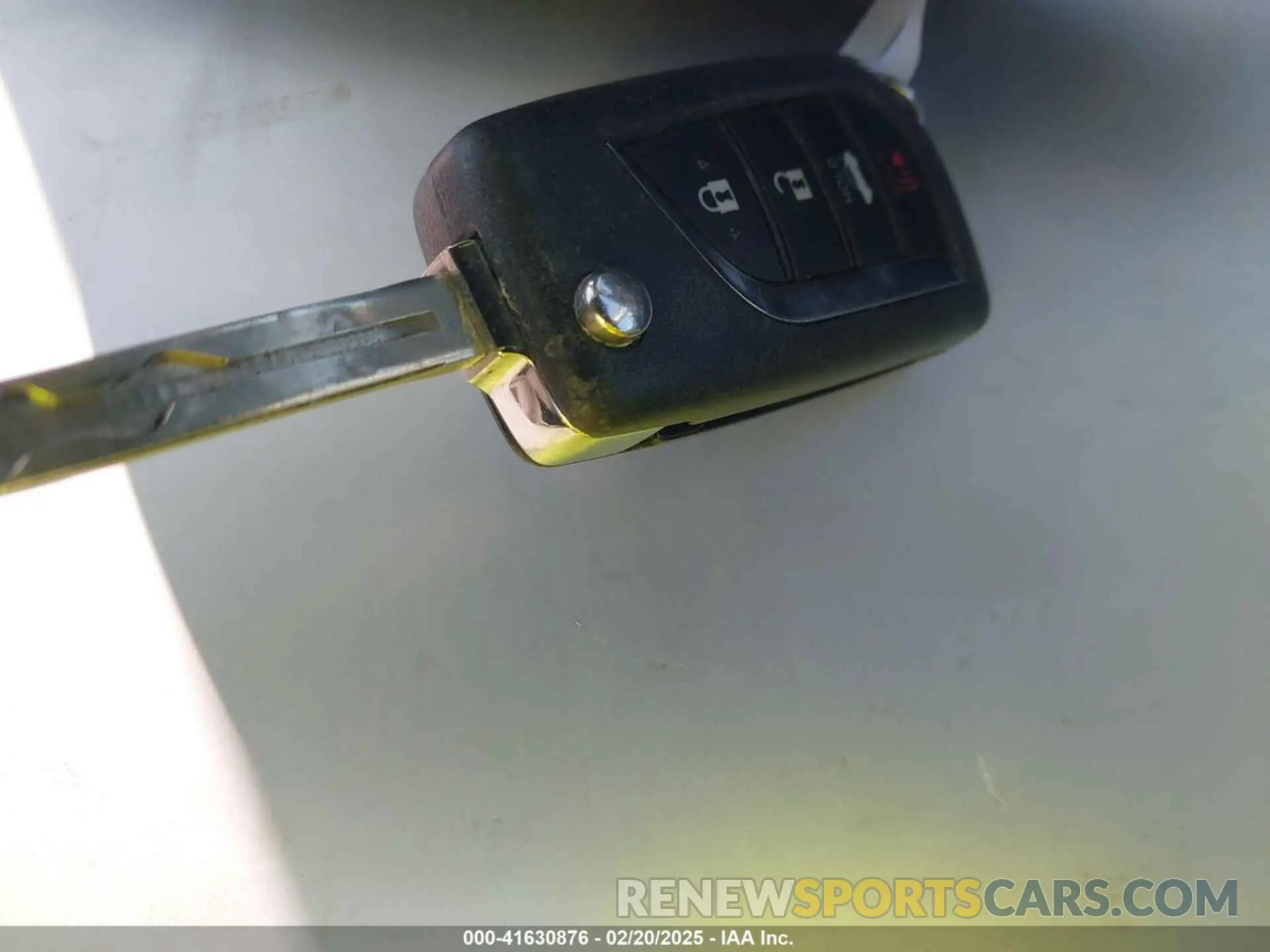 11 fotografías del automóvil dañado 4T1G11AK1NU644202 TOYOTA CAMRY 2022