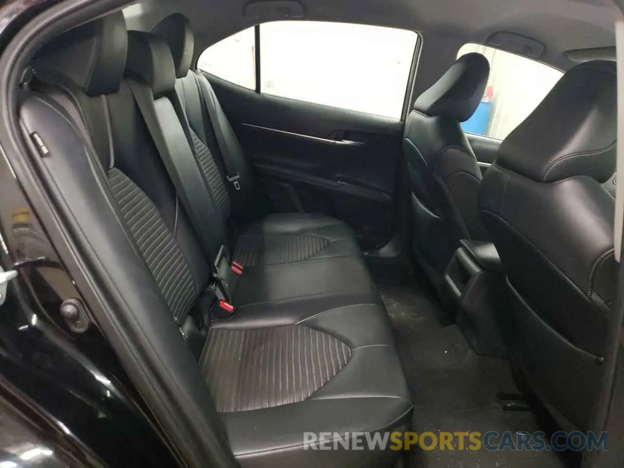 10 fotografías del automóvil dañado 4T1G11AK1NU654020 TOYOTA CAMRY 2022