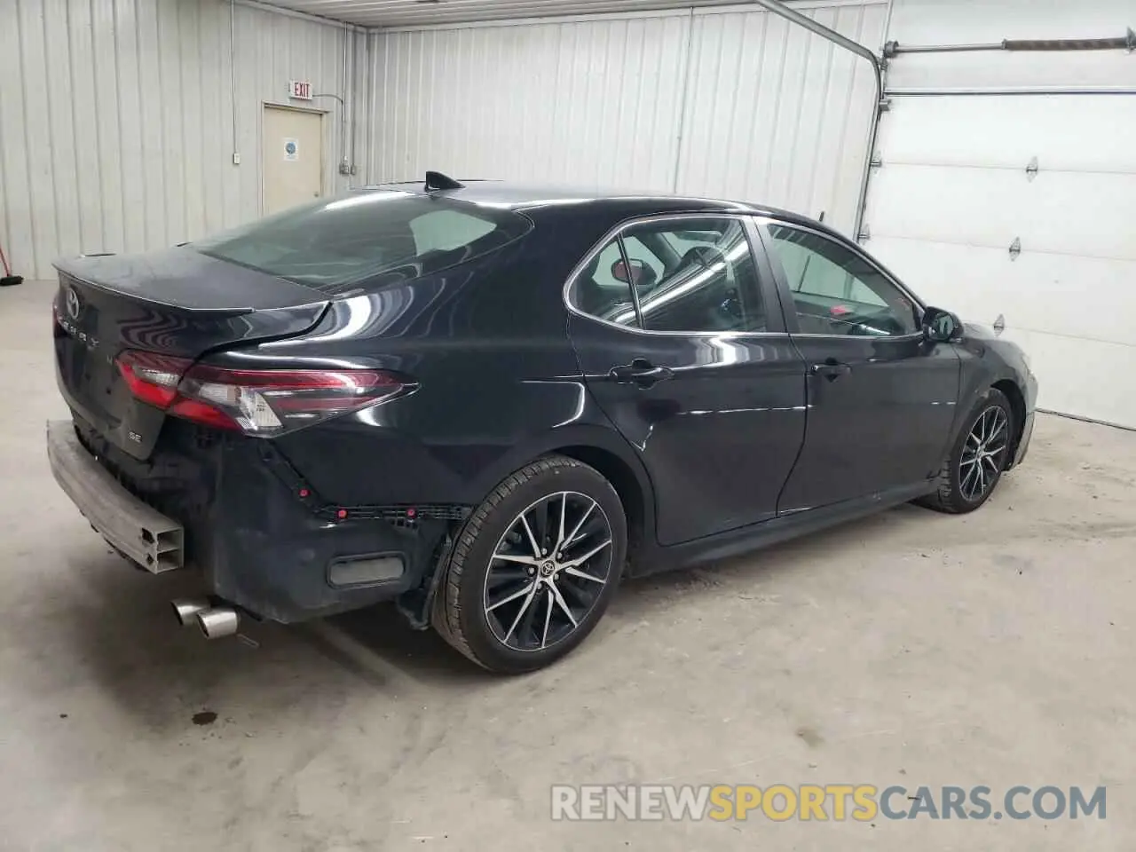 3 fotografías del automóvil dañado 4T1G11AK1NU654020 TOYOTA CAMRY 2022