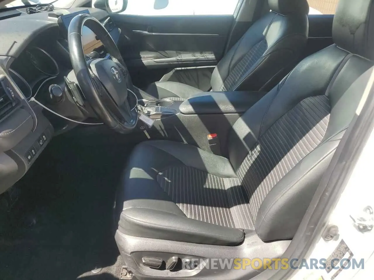 7 fotografías del automóvil dañado 4T1G11AK1NU655300 TOYOTA CAMRY 2022