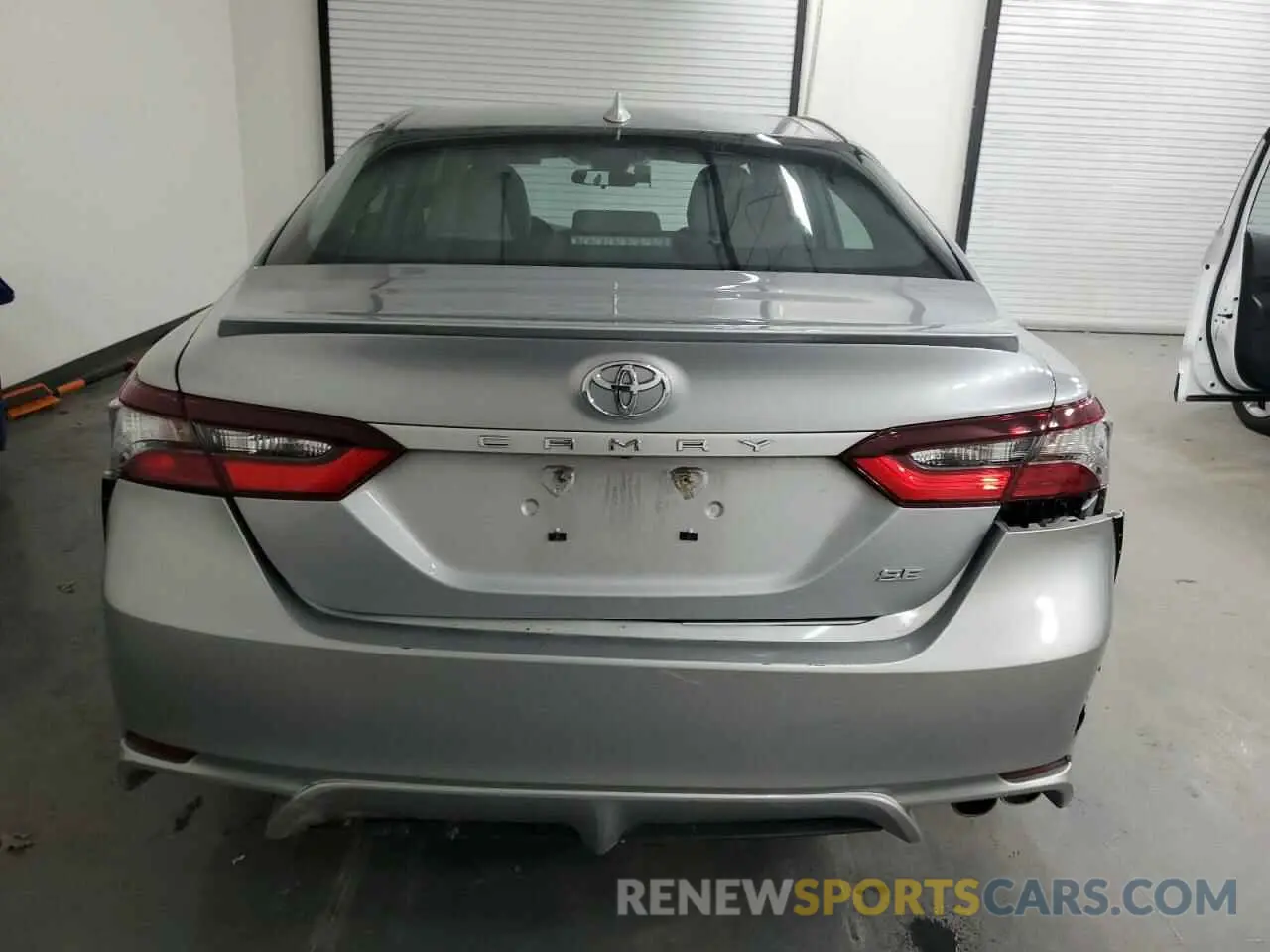6 fotografías del automóvil dañado 4T1G11AK1NU661601 TOYOTA CAMRY 2022