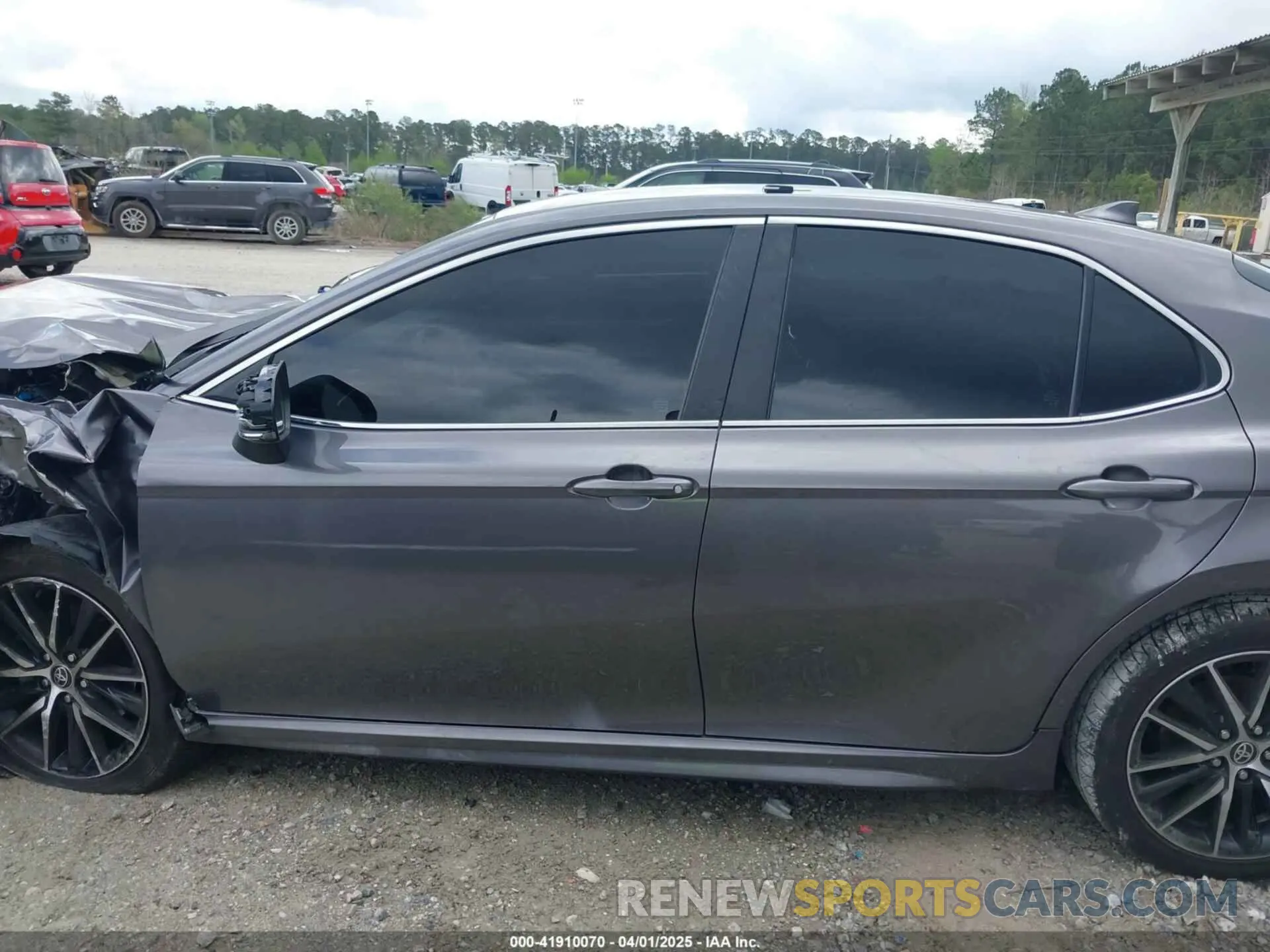 14 fotografías del automóvil dañado 4T1G11AK1NU686269 TOYOTA CAMRY 2022