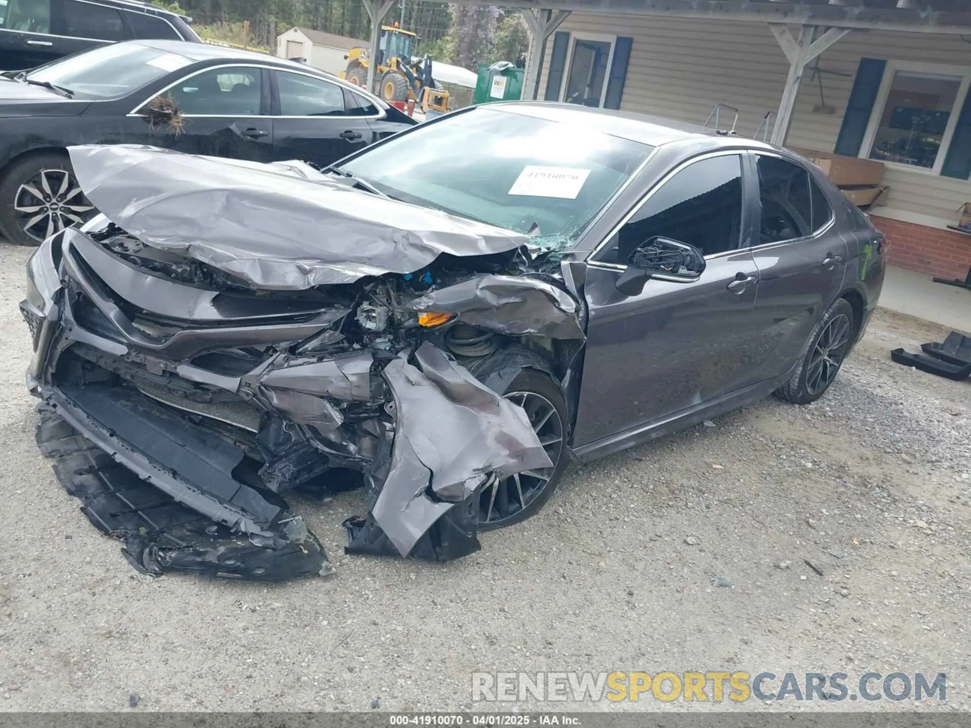 2 fotografías del automóvil dañado 4T1G11AK1NU686269 TOYOTA CAMRY 2022