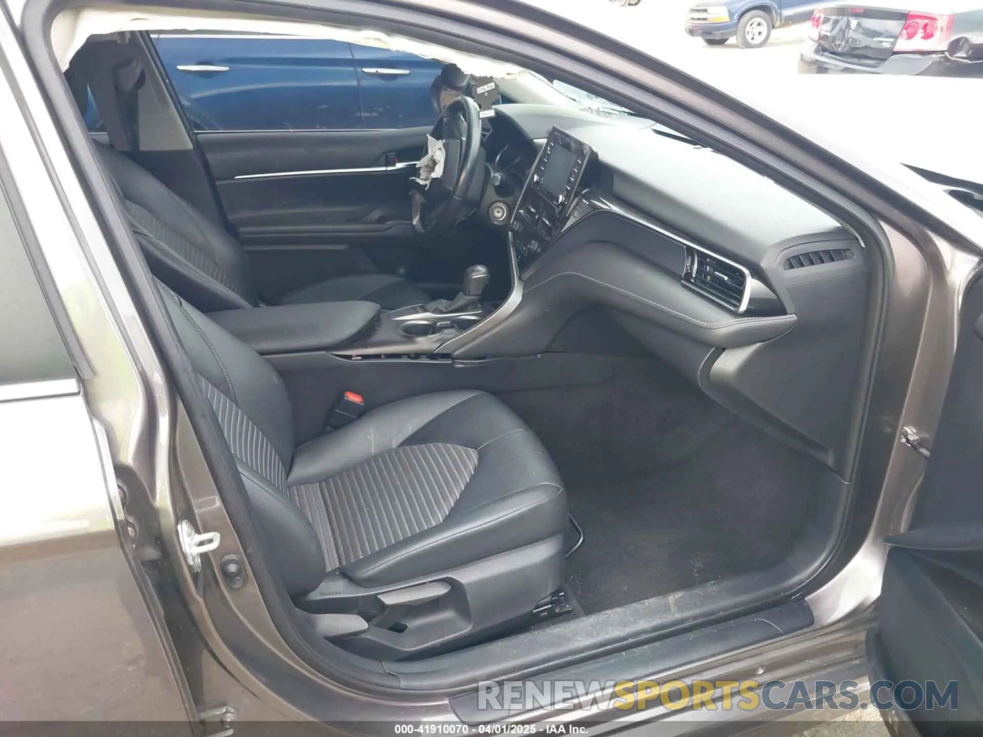 5 fotografías del automóvil dañado 4T1G11AK1NU686269 TOYOTA CAMRY 2022