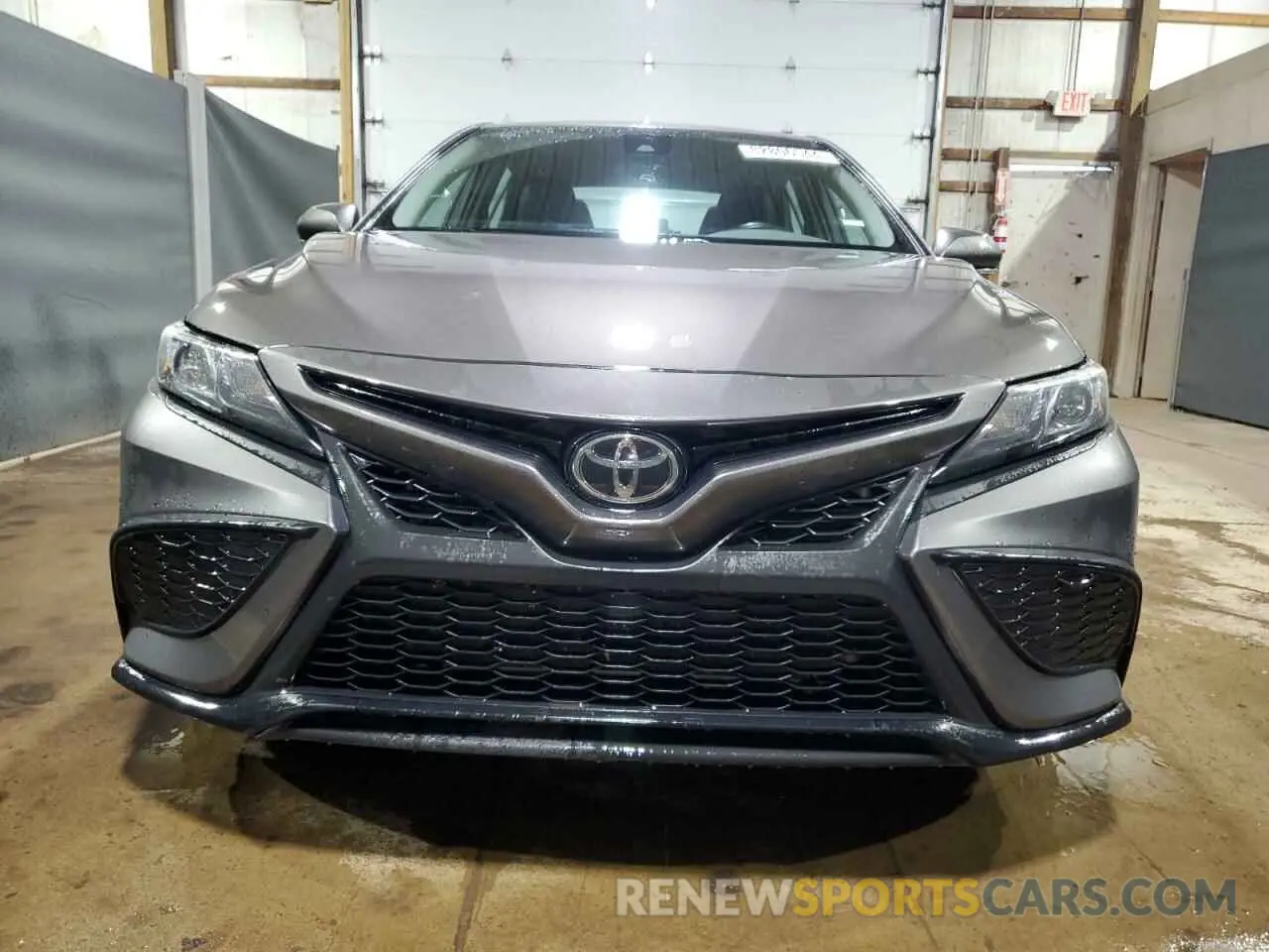 5 fotografías del automóvil dañado 4T1G11AK1NU697563 TOYOTA CAMRY 2022