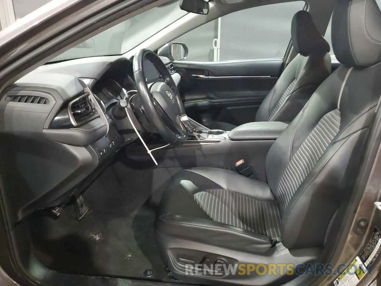 7 fotografías del automóvil dañado 4T1G11AK1NU697563 TOYOTA CAMRY 2022