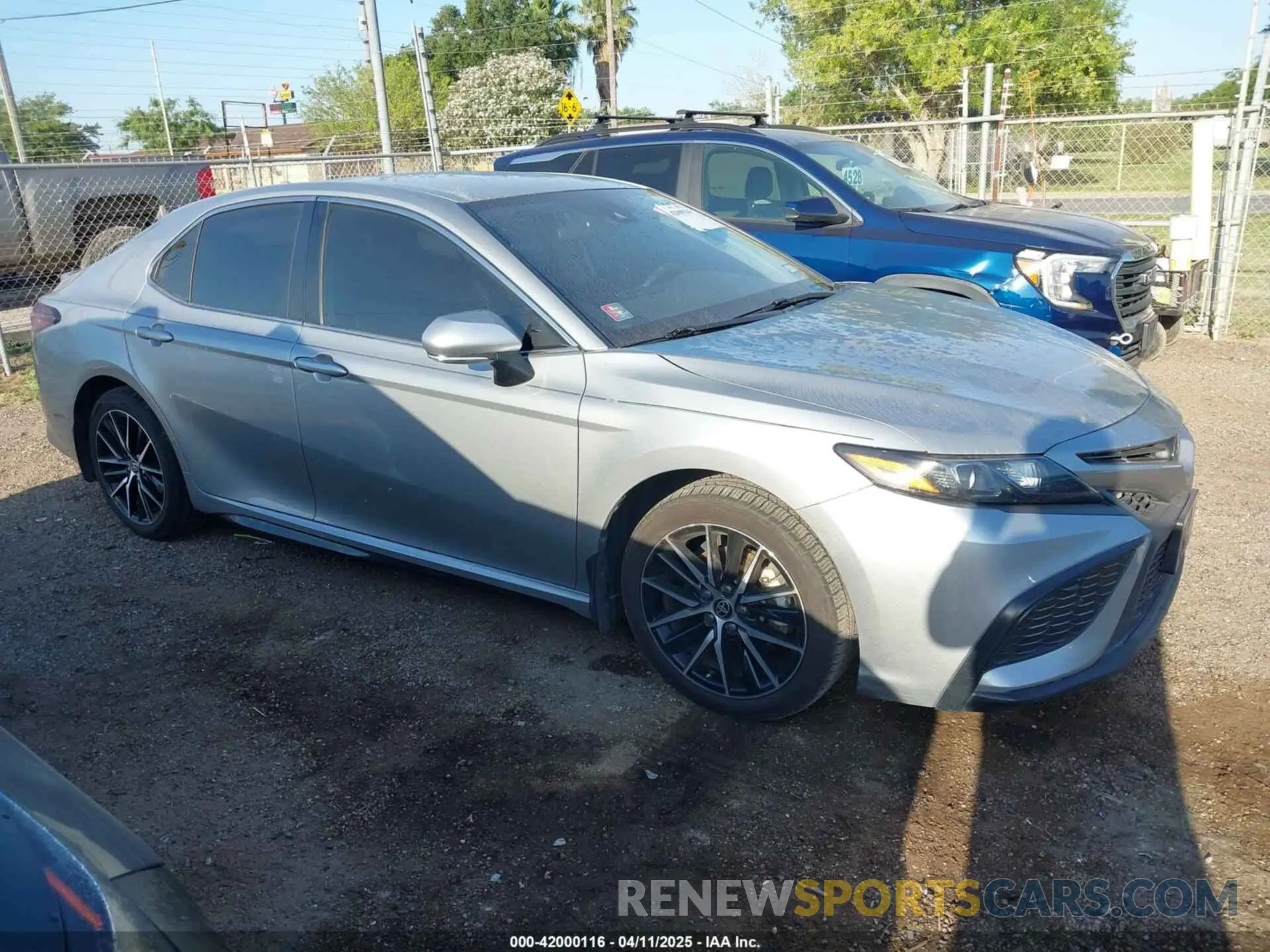 14 fotografías del automóvil dañado 4T1G11AK2NU003219 TOYOTA CAMRY 2022