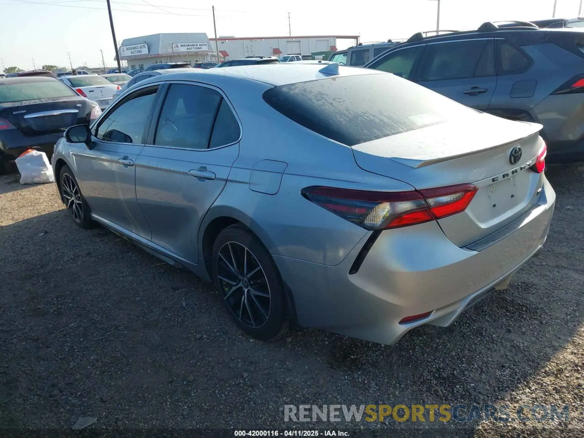 3 fotografías del automóvil dañado 4T1G11AK2NU003219 TOYOTA CAMRY 2022