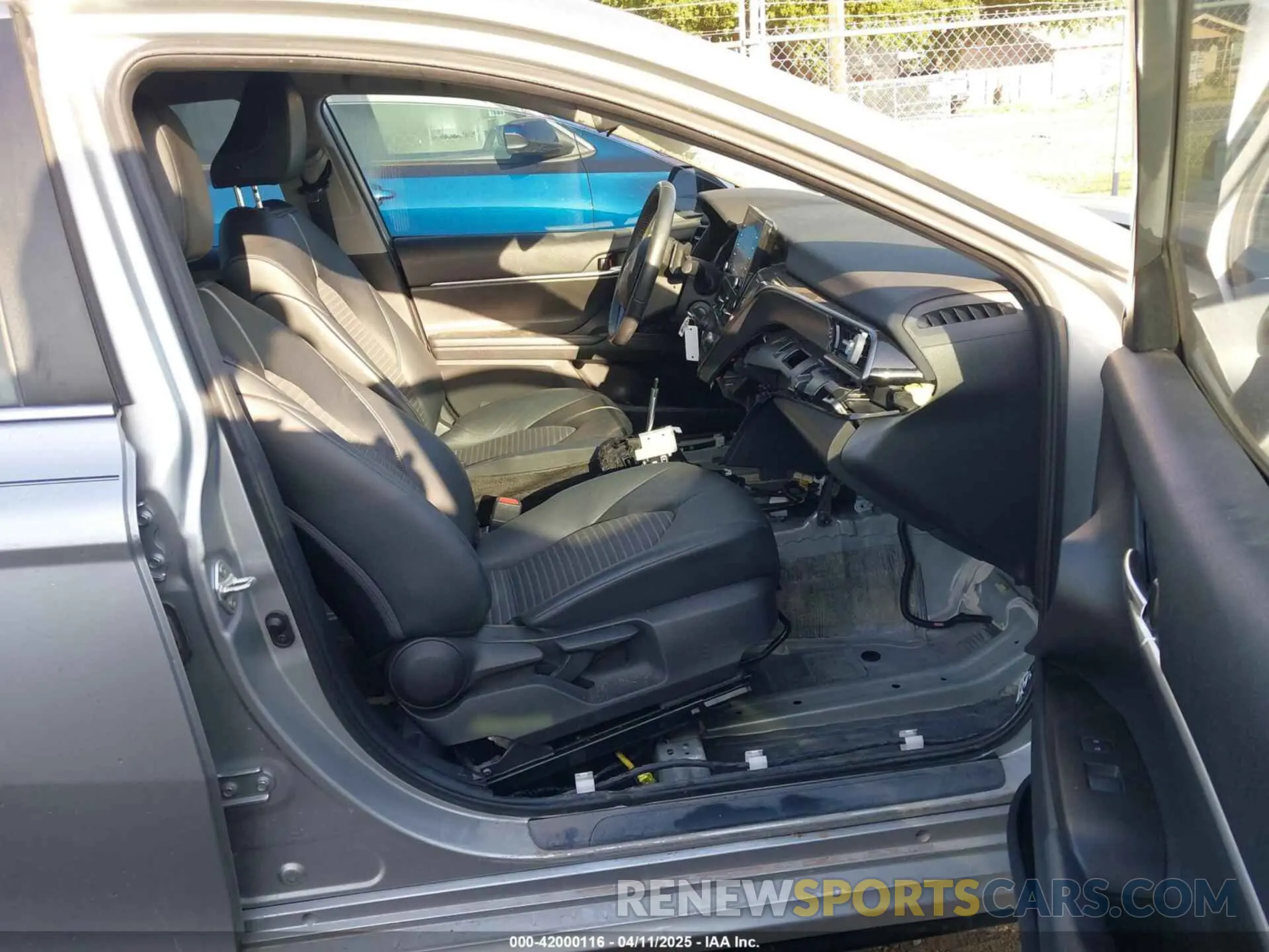 5 fotografías del automóvil dañado 4T1G11AK2NU003219 TOYOTA CAMRY 2022