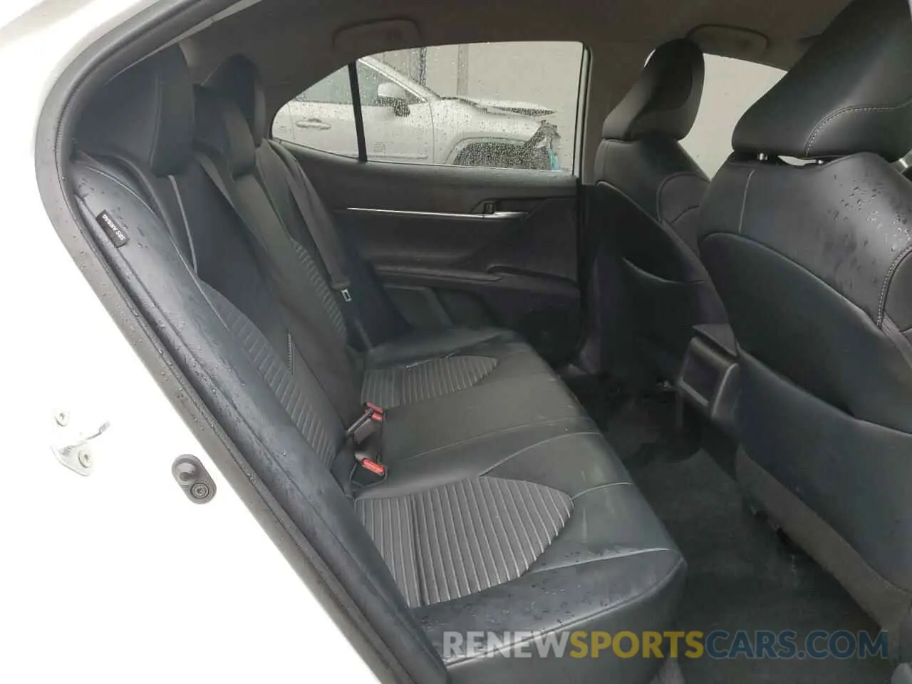 10 fotografías del automóvil dañado 4T1G11AK2NU040383 TOYOTA CAMRY 2022