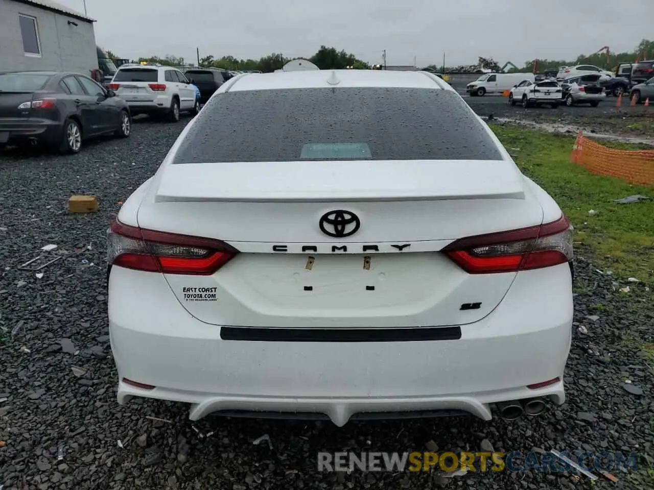 6 fotografías del automóvil dañado 4T1G11AK2NU040383 TOYOTA CAMRY 2022