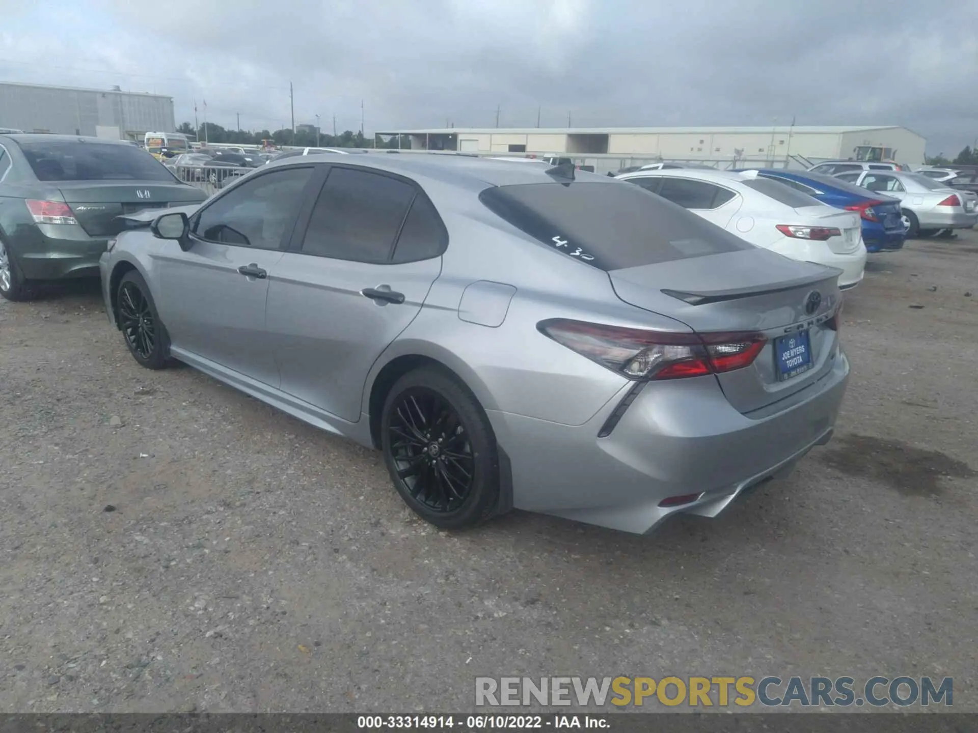 3 fotografías del automóvil dañado 4T1G11AK2NU041467 TOYOTA CAMRY 2022