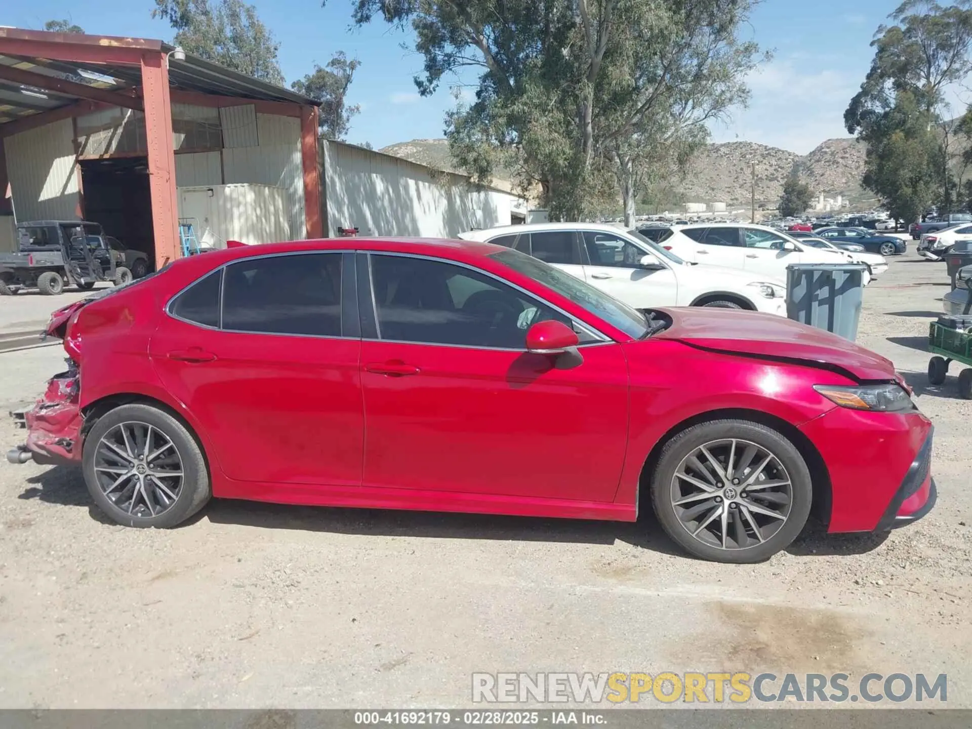13 fotografías del automóvil dañado 4T1G11AK2NU042117 TOYOTA CAMRY 2022