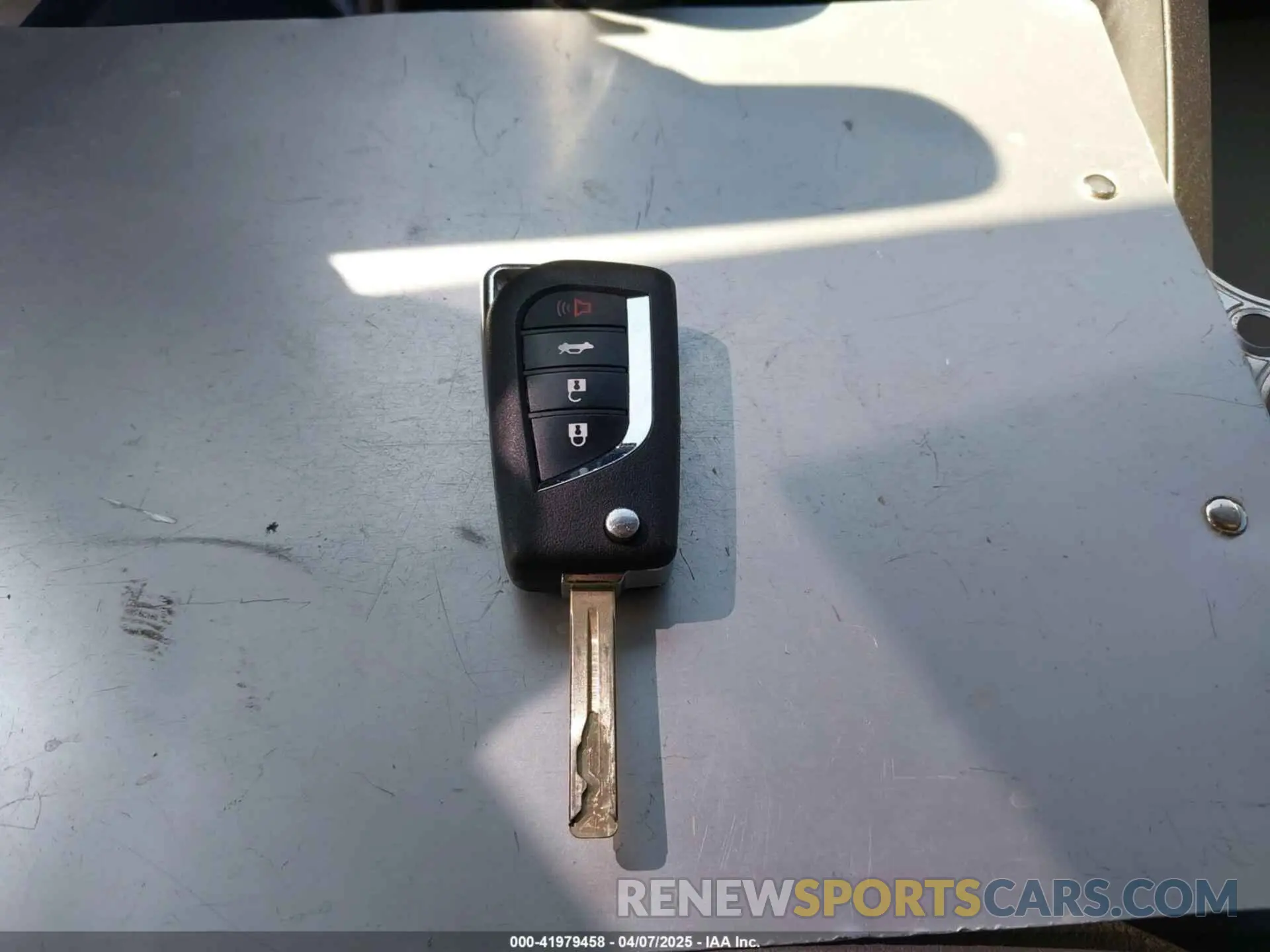 11 fotografías del automóvil dañado 4T1G11AK2NU068409 TOYOTA CAMRY 2022