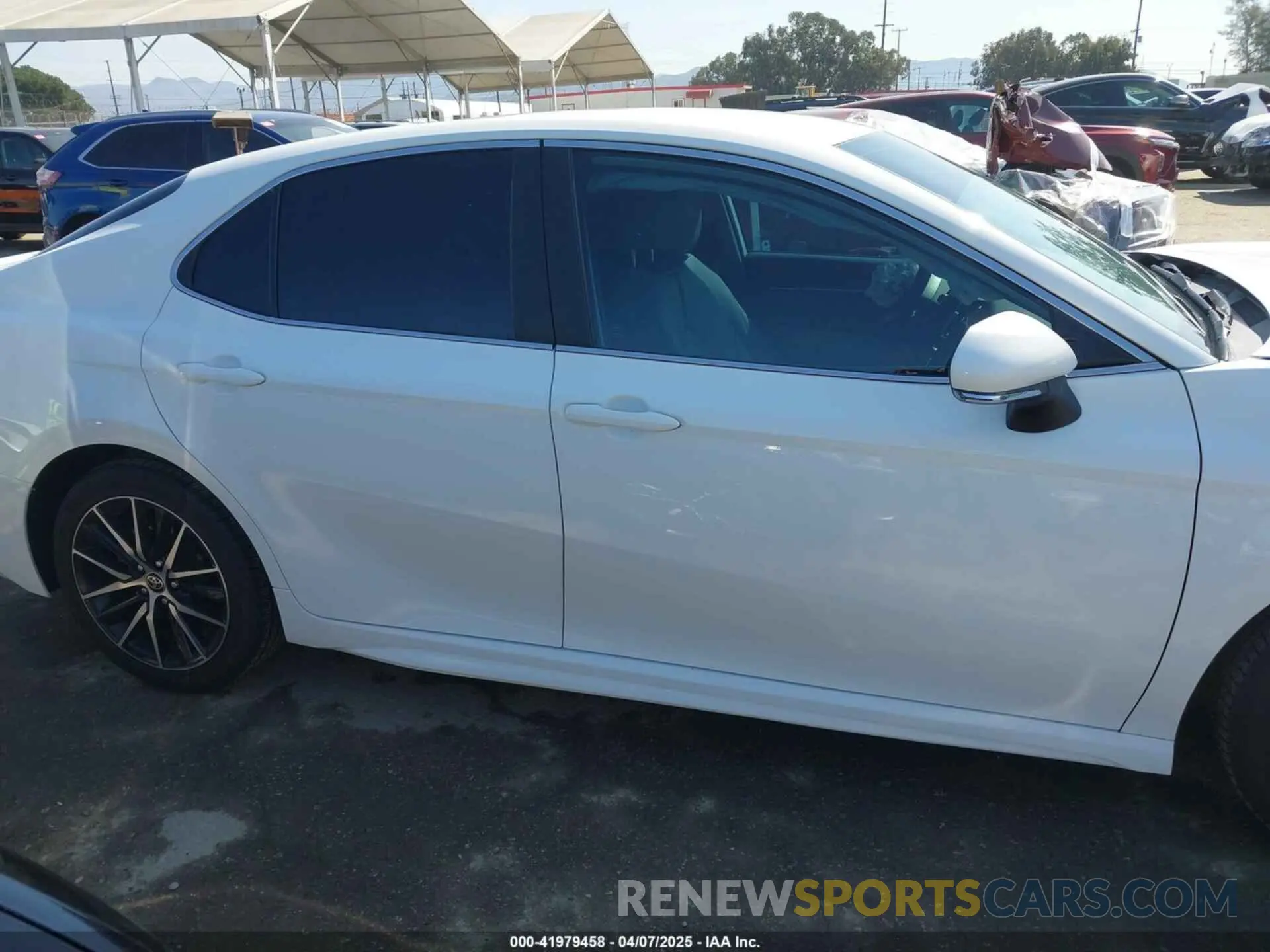 13 fotografías del automóvil dañado 4T1G11AK2NU068409 TOYOTA CAMRY 2022