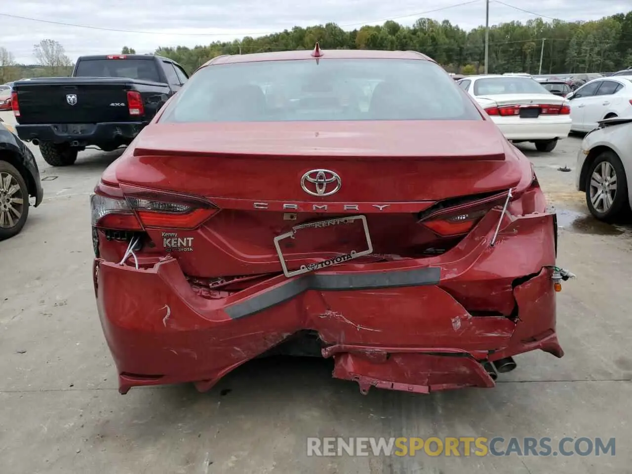 6 fotografías del automóvil dañado 4T1G11AK2NU070290 TOYOTA CAMRY 2022