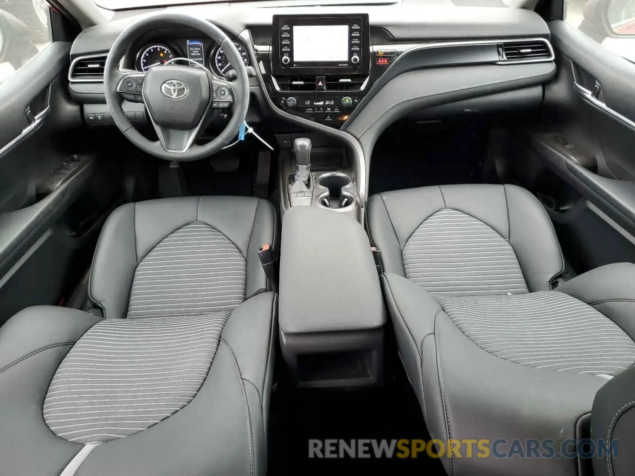 8 fotografías del automóvil dañado 4T1G11AK2NU070290 TOYOTA CAMRY 2022