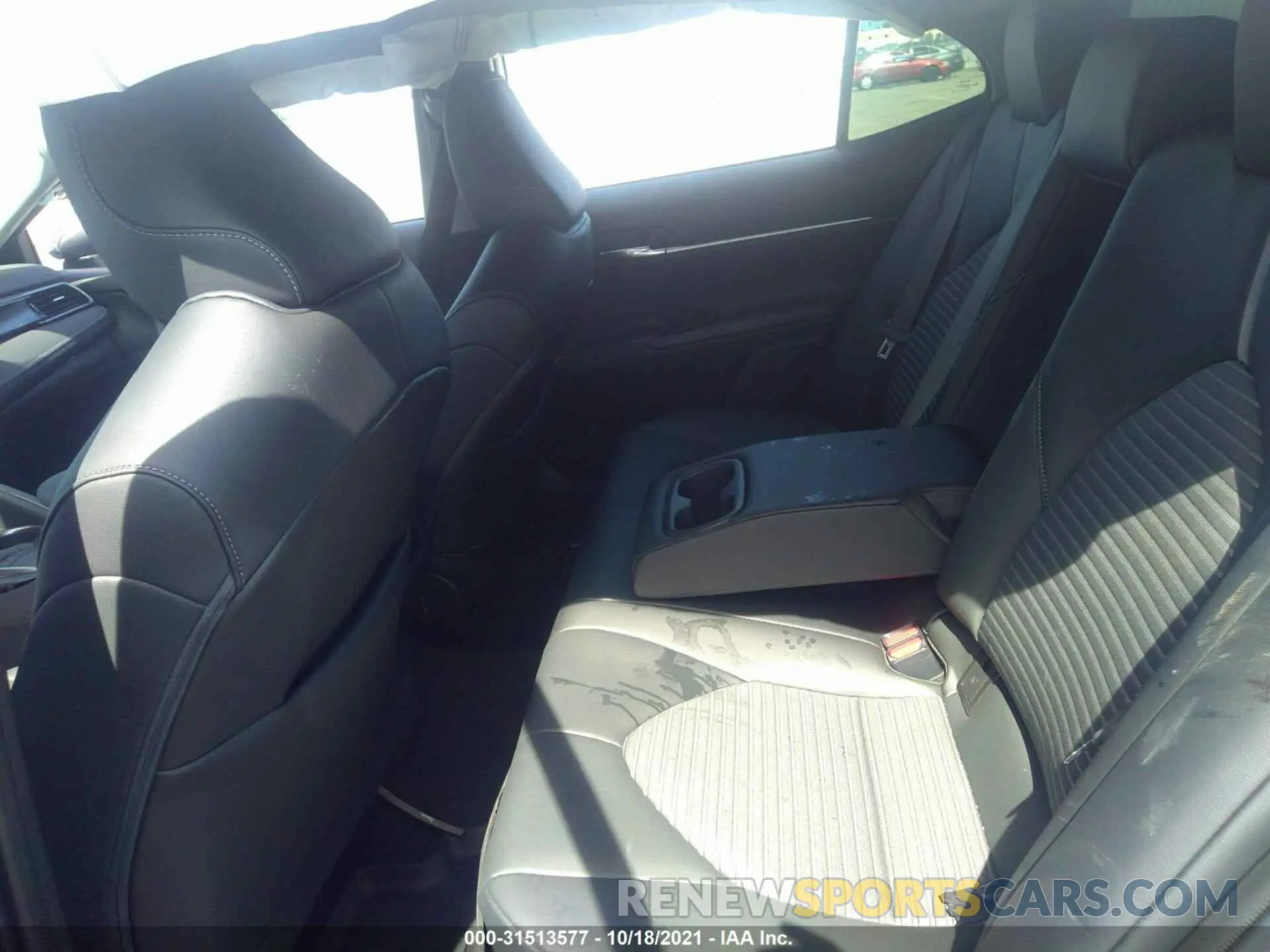 8 fotografías del automóvil dañado 4T1G11AK2NU621172 TOYOTA CAMRY 2022