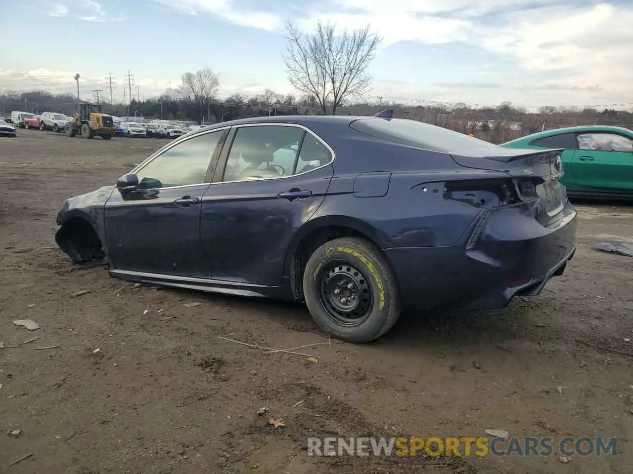2 fotografías del automóvil dañado 4T1G11AK2NU622015 TOYOTA CAMRY 2022