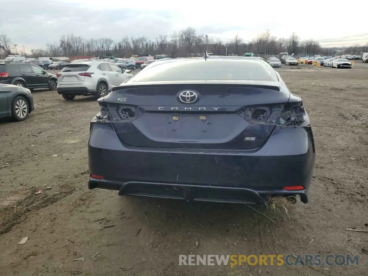 6 fotografías del automóvil dañado 4T1G11AK2NU622015 TOYOTA CAMRY 2022