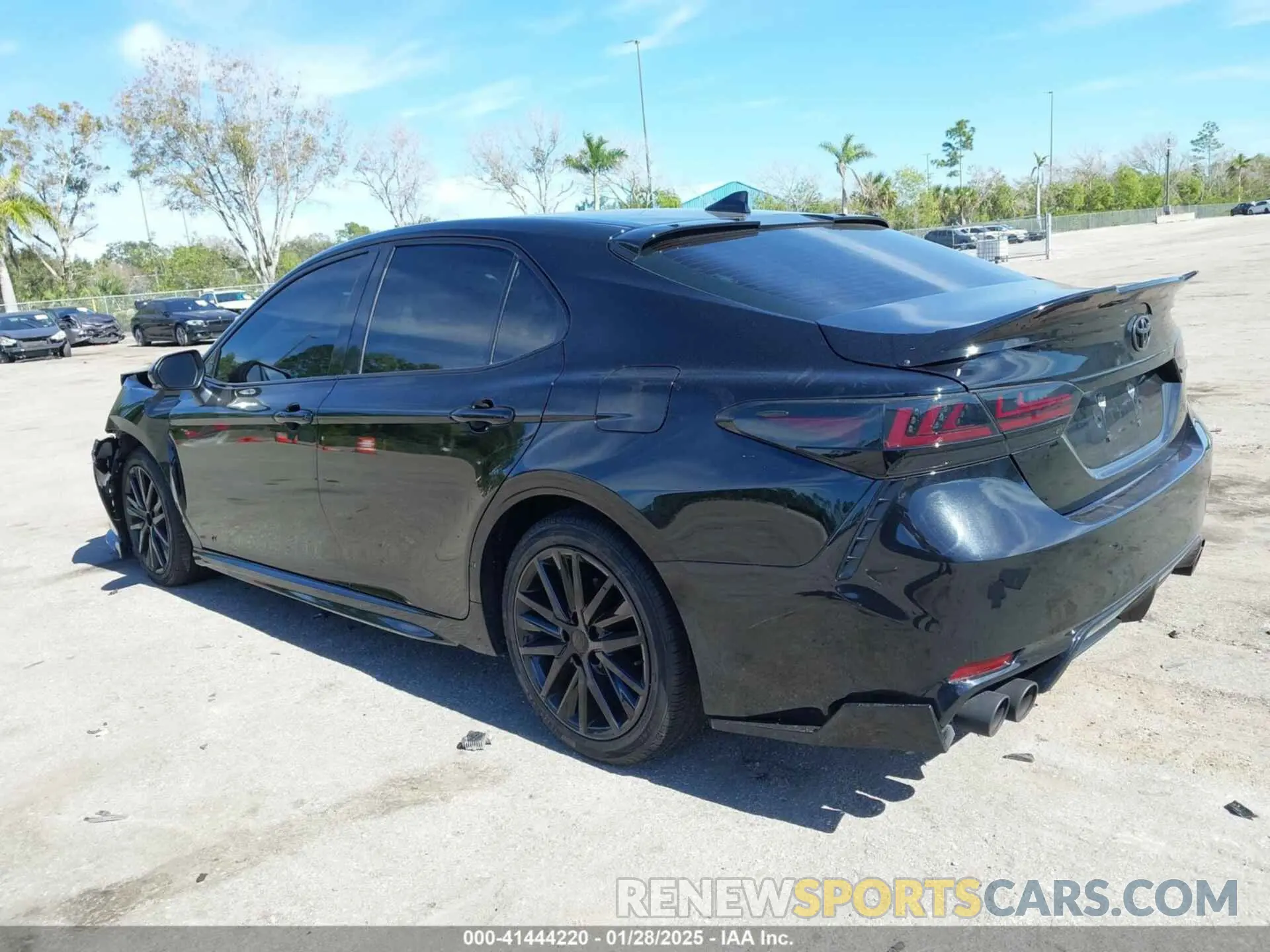 3 fotografías del automóvil dañado 4T1G11AK2NU623746 TOYOTA CAMRY 2022