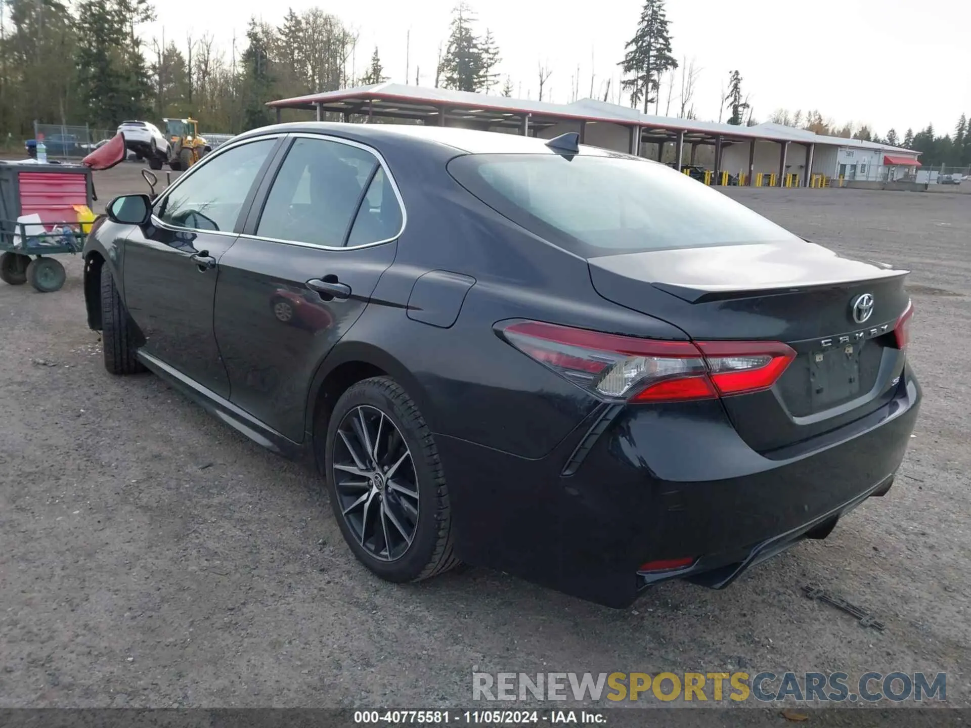 3 fotografías del automóvil dañado 4T1G11AK2NU704987 TOYOTA CAMRY 2022