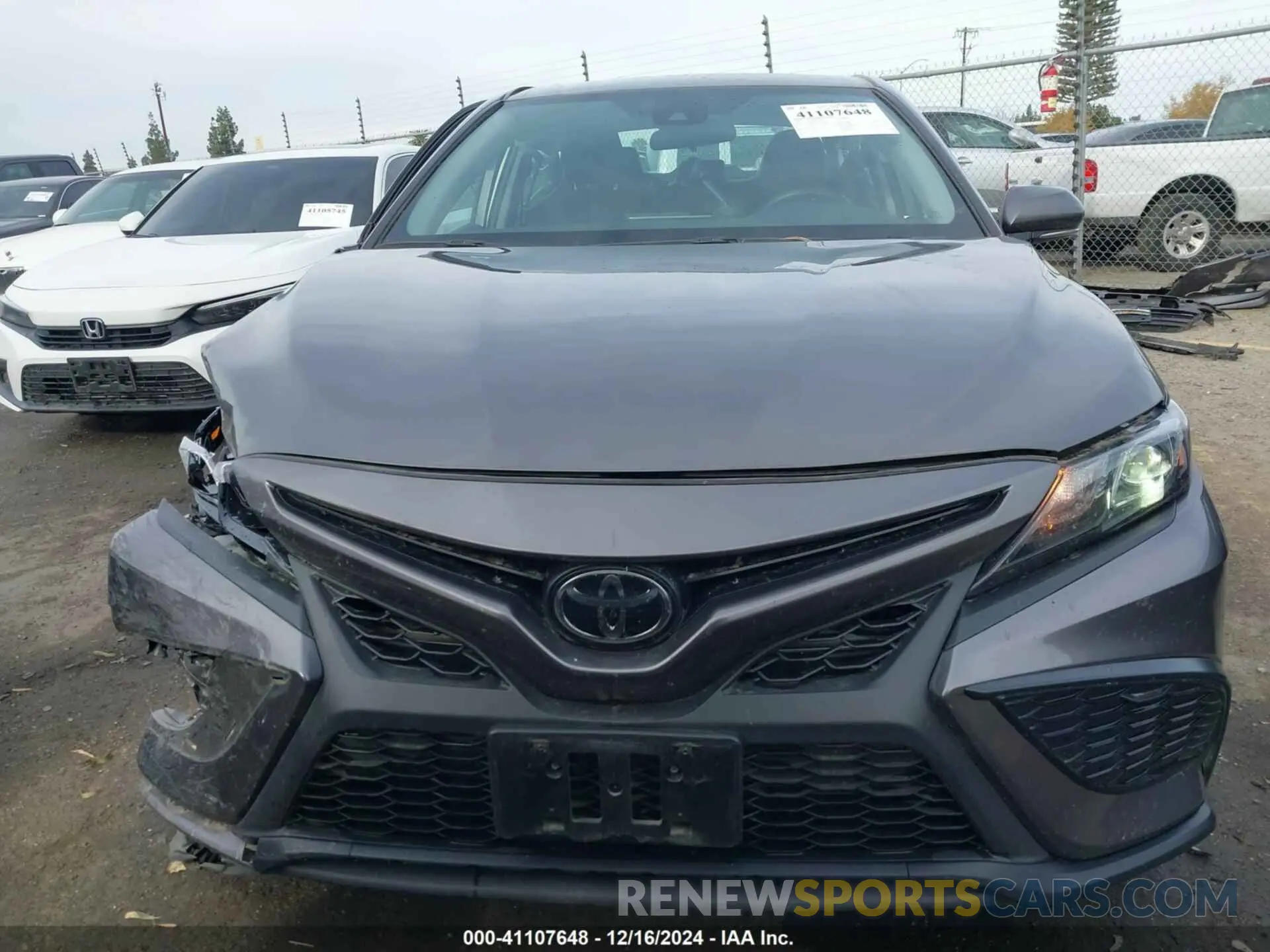 12 fotografías del automóvil dañado 4T1G11AK2NU707498 TOYOTA CAMRY 2022