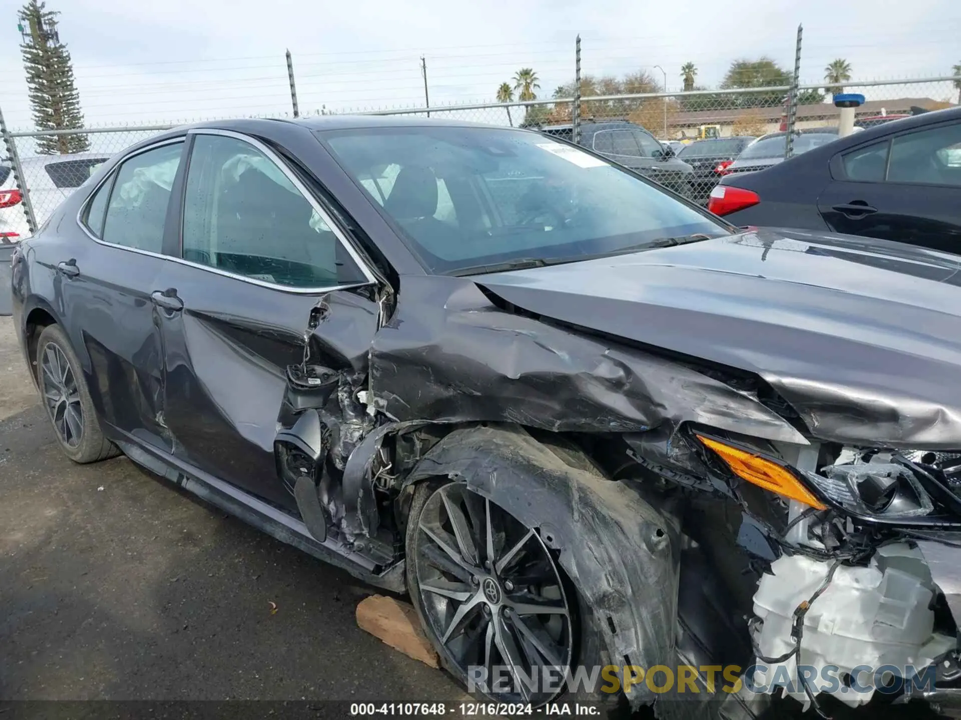 13 fotografías del automóvil dañado 4T1G11AK2NU707498 TOYOTA CAMRY 2022