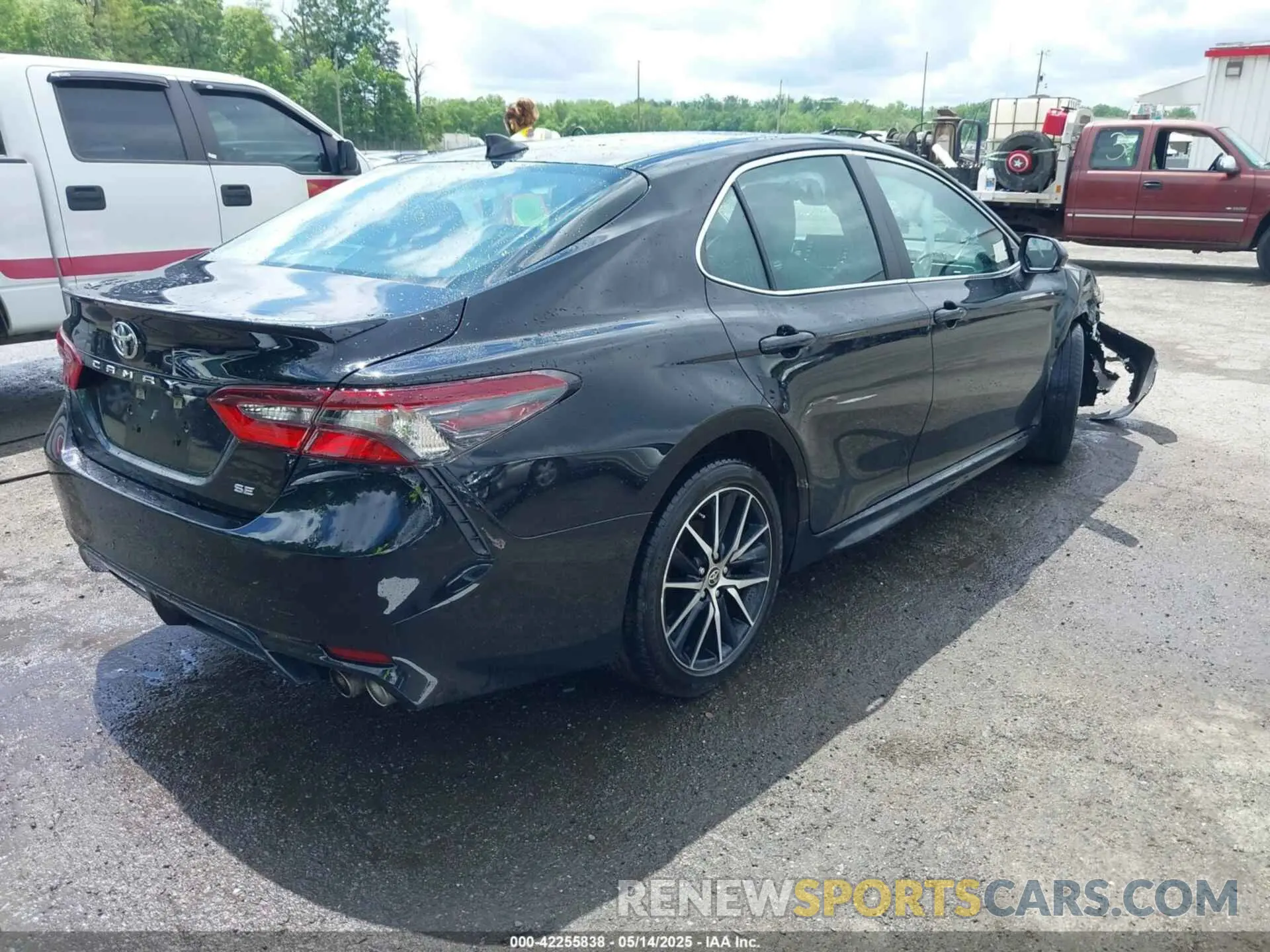4 fotografías del automóvil dañado 4T1G11AK2NU709977 TOYOTA CAMRY 2022